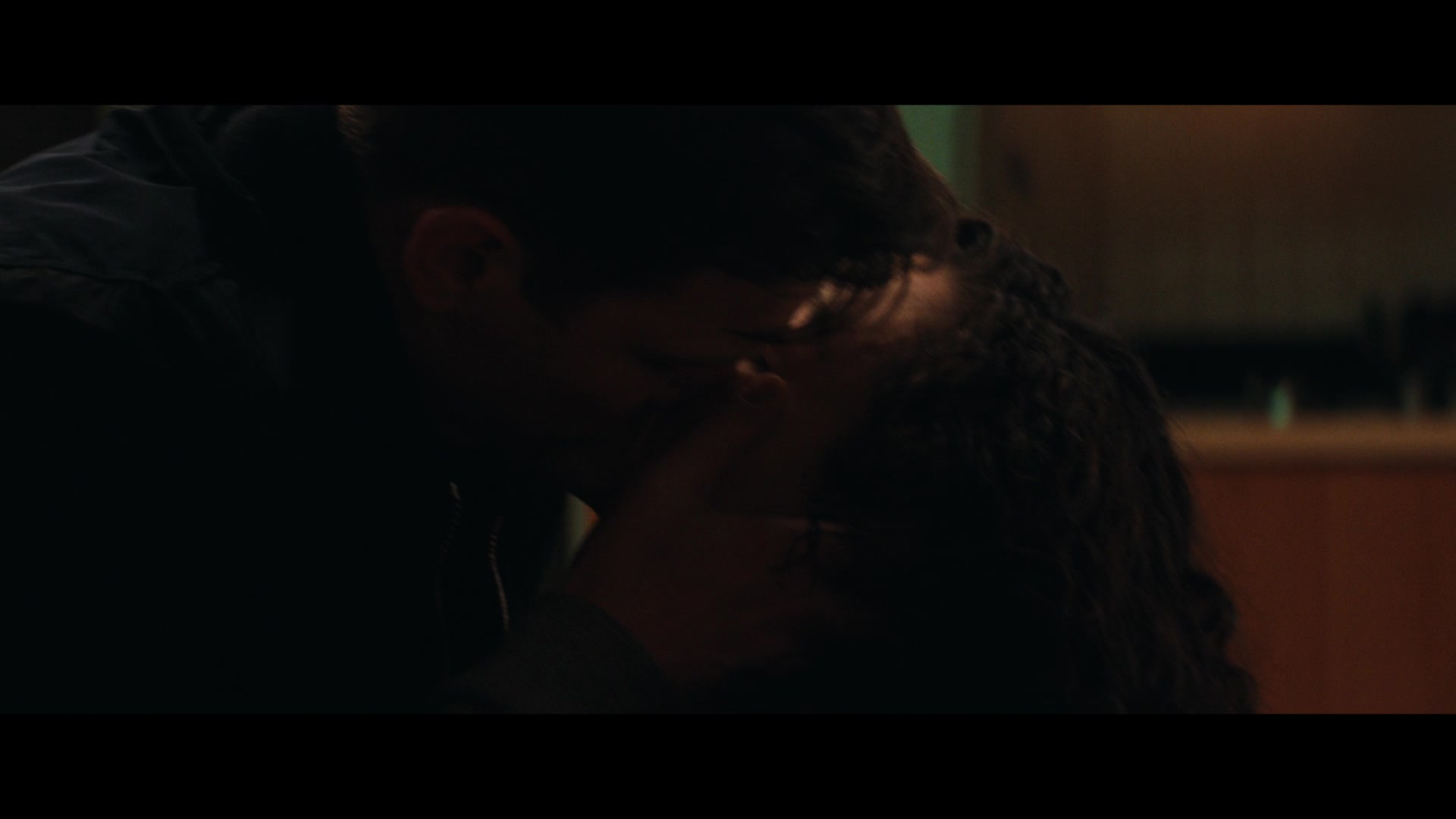 Furious_S01E05_Pick_a_Sticker_1080p_ERW_004844.jpg