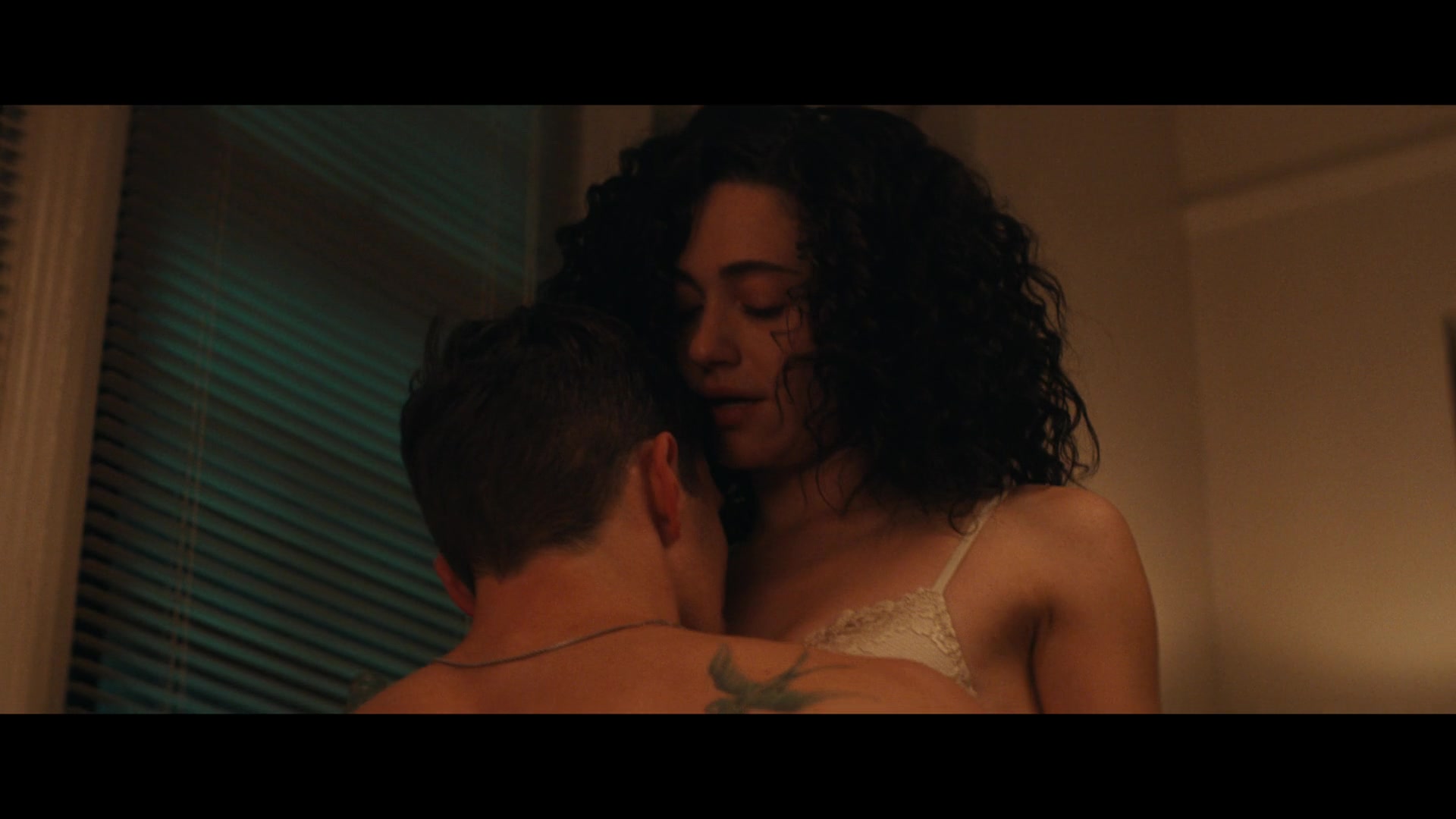 Furious_S01E05_Pick_a_Sticker_1080p_ERW_005026.jpg