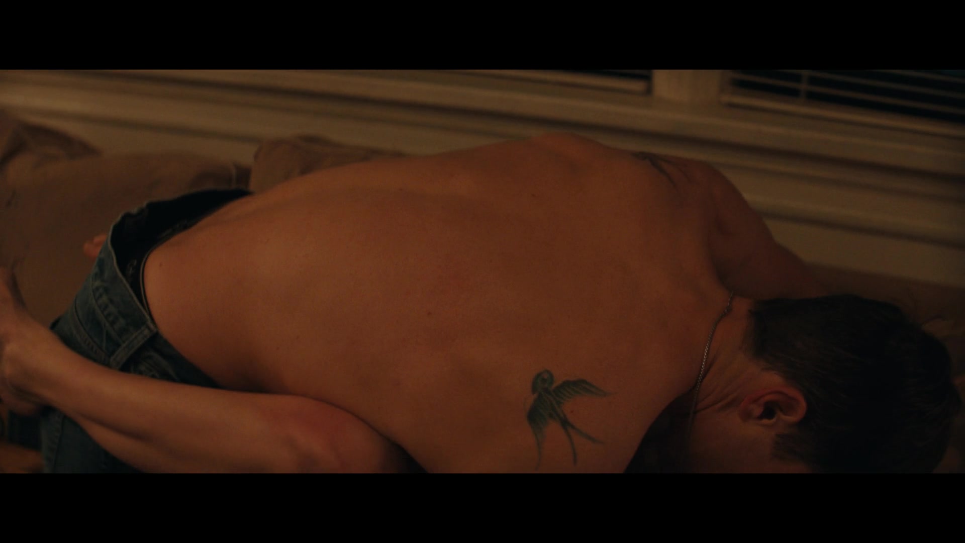Furious_S01E05_Pick_a_Sticker_1080p_ERW_005061.jpg