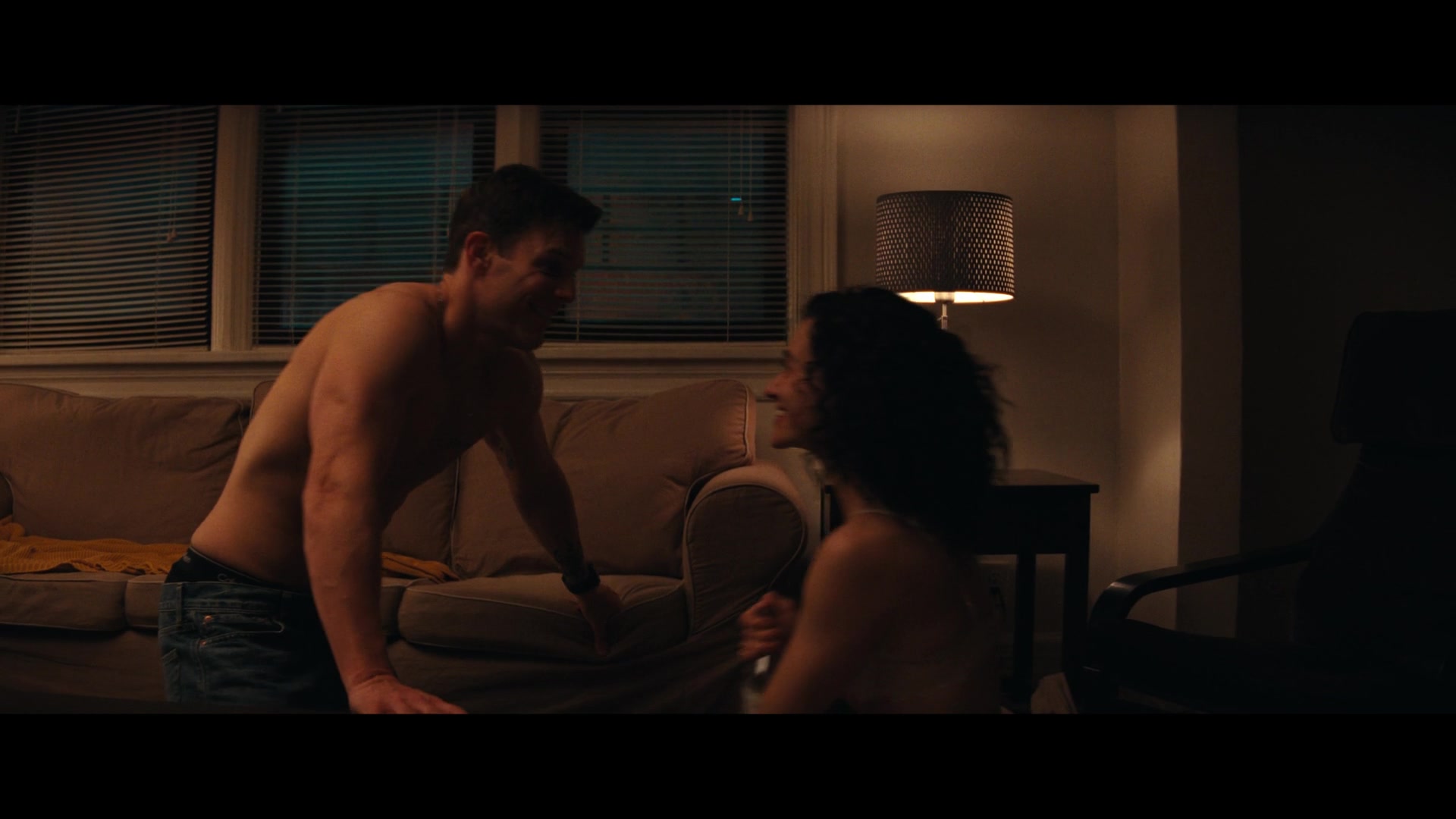 Furious_S01E05_Pick_a_Sticker_1080p_ERW_005101.jpg