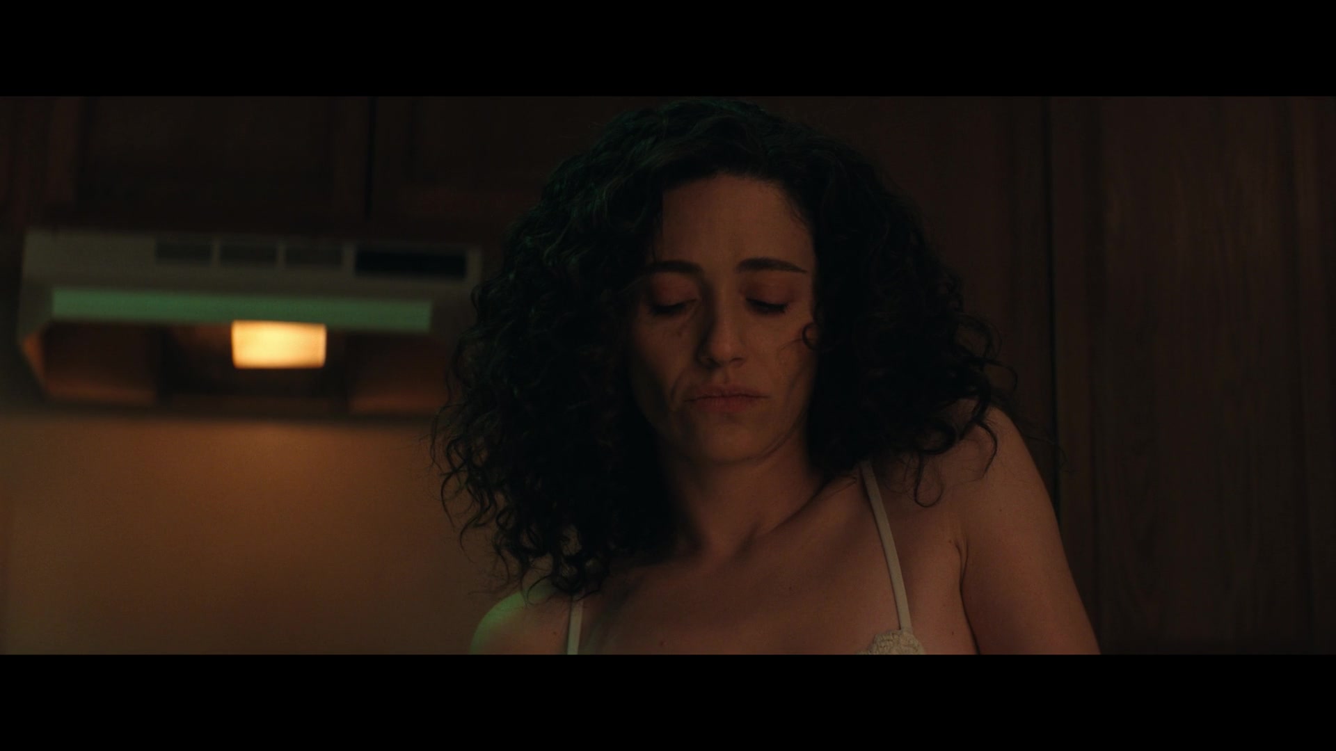 Furious_S01E05_Pick_a_Sticker_1080p_ERW_005366.jpg