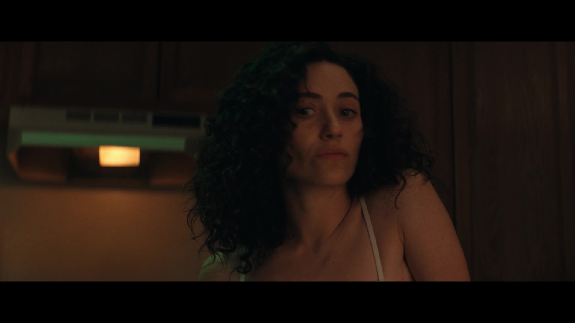 Furious_S01E05_Pick_a_Sticker_1080p_ERW_005372.jpg