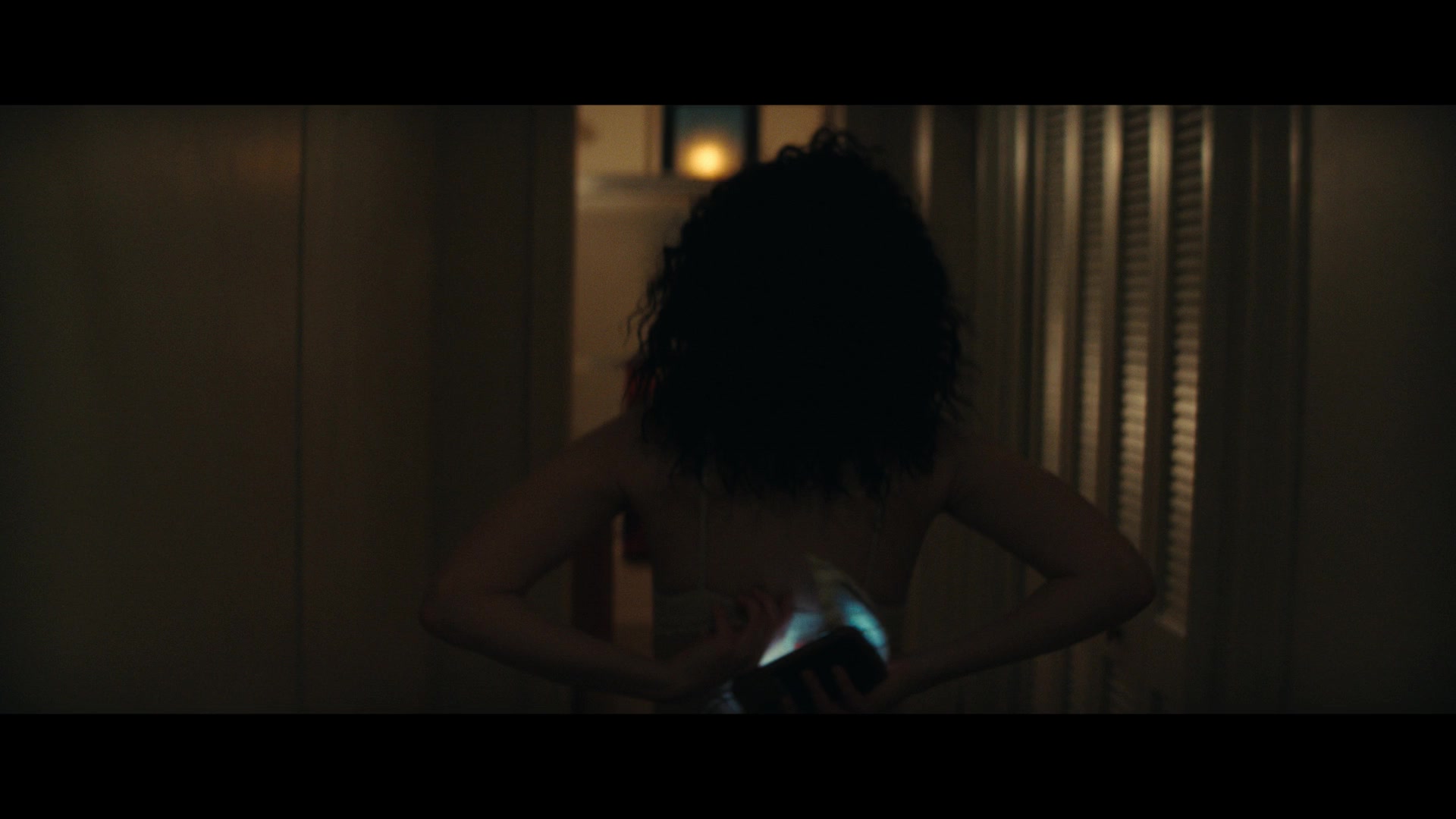 Furious_S01E05_Pick_a_Sticker_1080p_ERW_005378.jpg