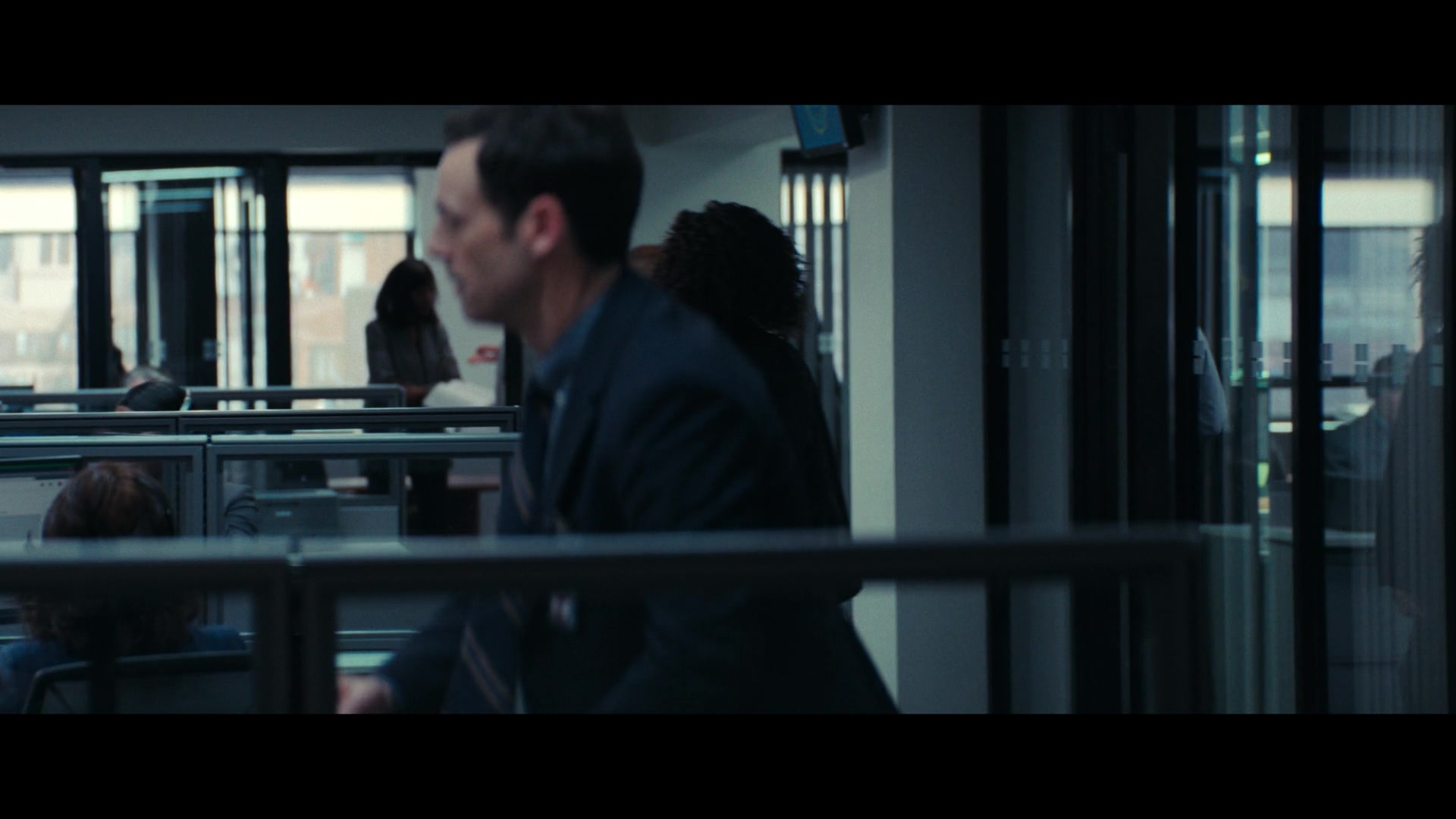 Furious_S01E05_Pick_a_Sticker_1080p_ERW_006662.jpg