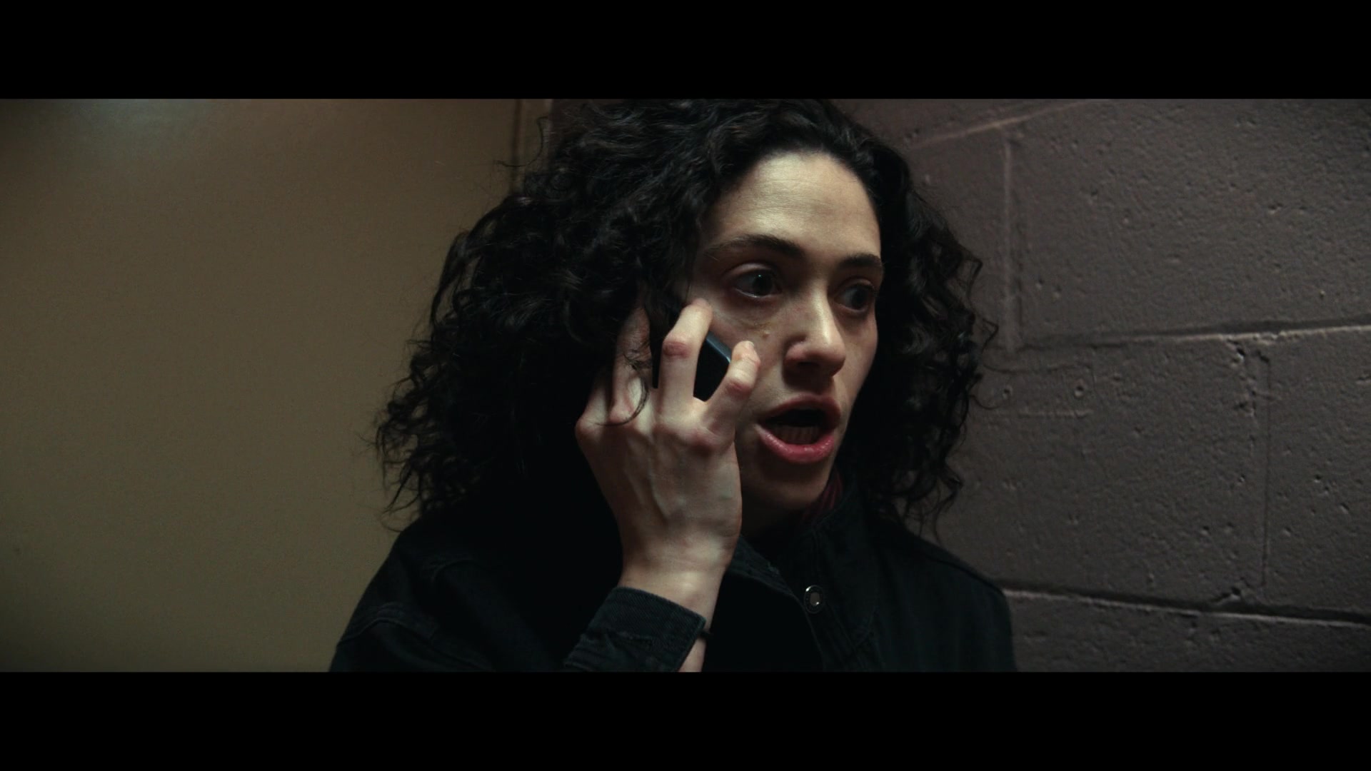 Furious_S01E06_They_Make_a_Noise_Like_Feathers_1080p_ERW_001004.jpg