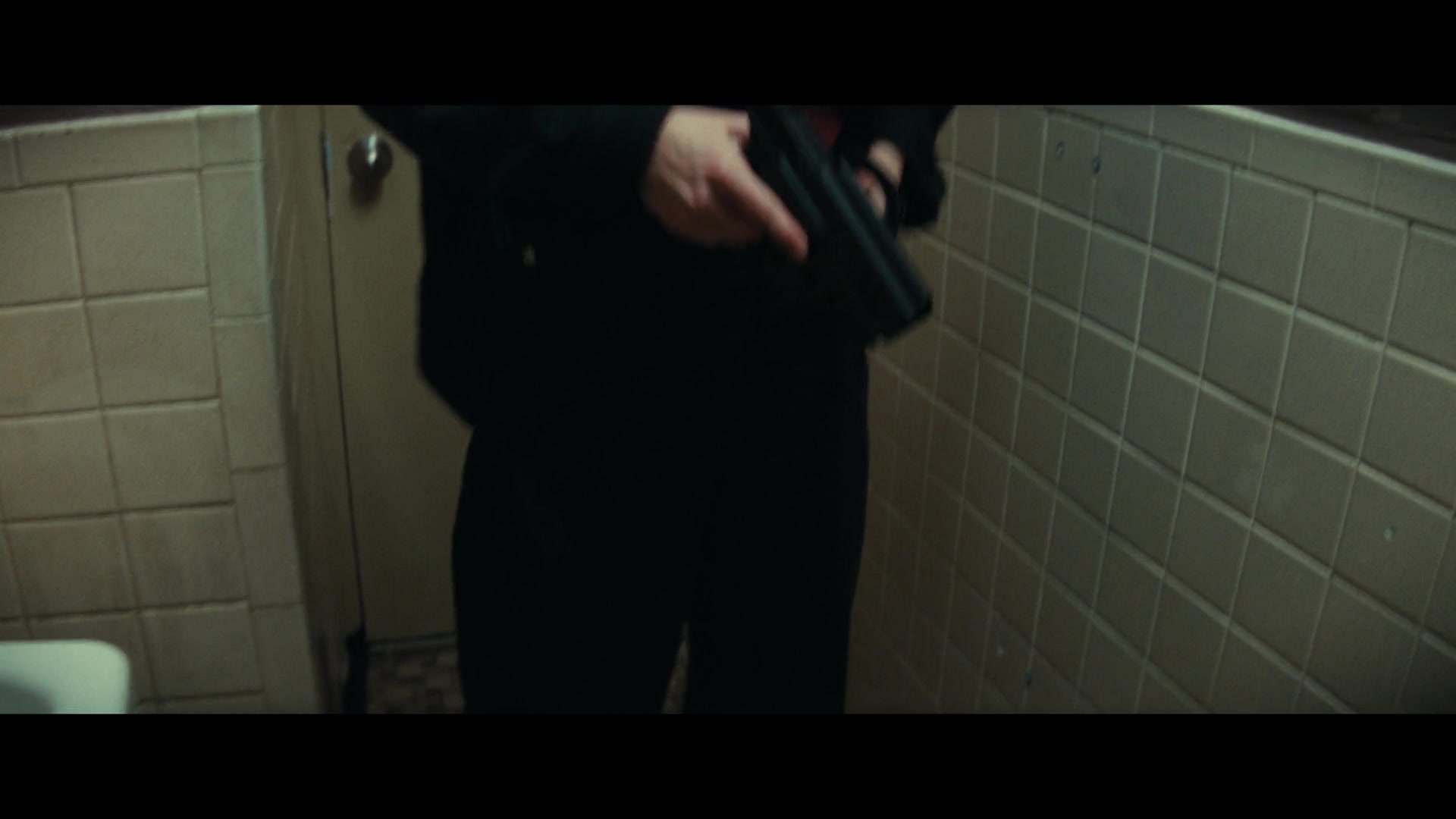Furious_S01E06_They_Make_a_Noise_Like_Feathers_1080p_ERW_001105.jpg Furious_S01E06_They_Make_a_Noise_Like_Feathers_1080p_ERW_001105.jpg