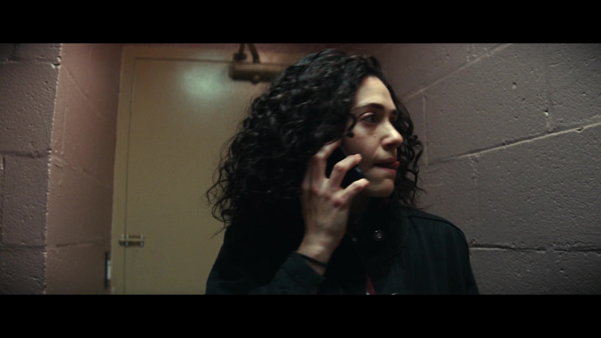 Furious_S01E06_They_Make_a_Noise_Like_Feathers_1080p_ERW_001217.jpg