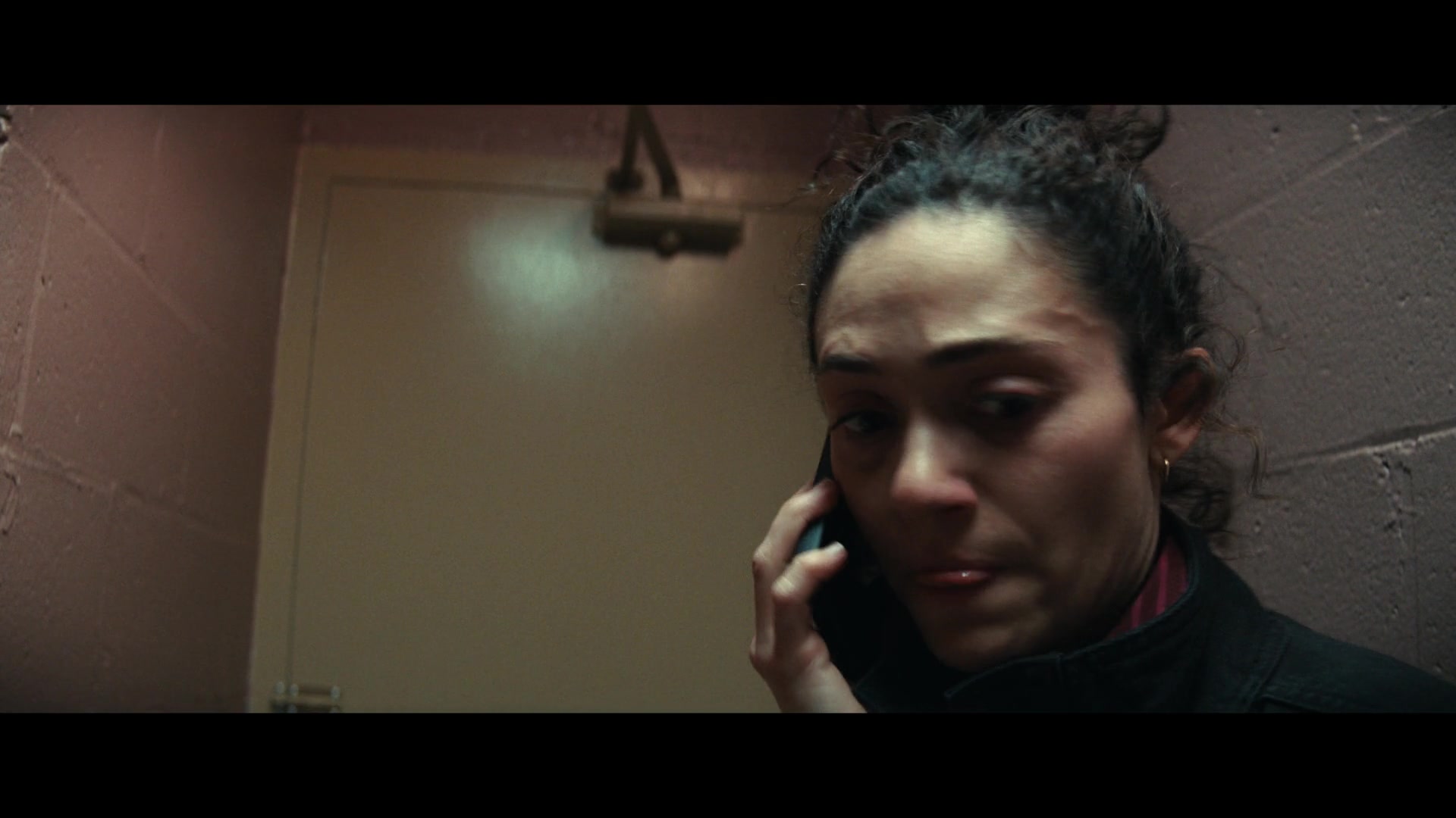 Furious_S01E06_They_Make_a_Noise_Like_Feathers_1080p_ERW_001289.jpg
