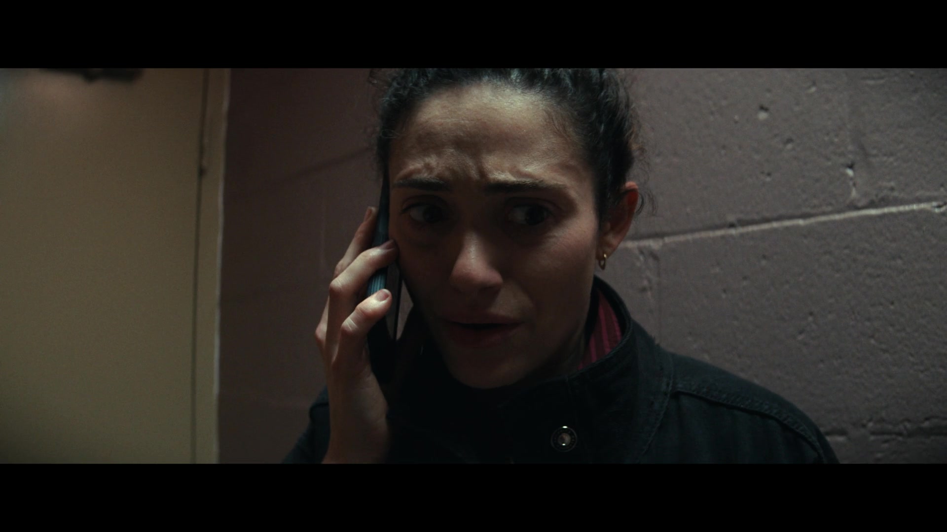 Furious_S01E06_They_Make_a_Noise_Like_Feathers_1080p_ERW_001297.jpg