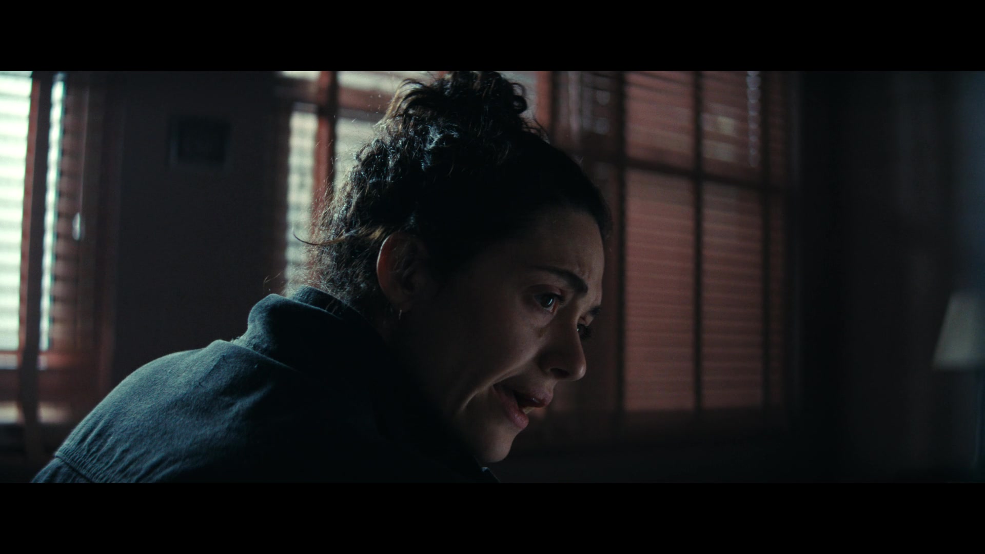 Furious_S01E06_They_Make_a_Noise_Like_Feathers_1080p_ERW_002337.jpg Furious_S01E06_They_Make_a_Noise_Like_Feathers_1080p_ERW_002337.jpg