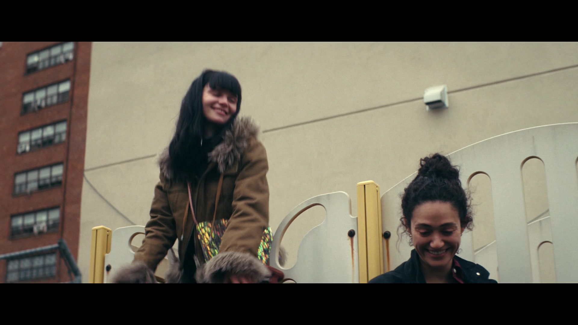 Furious_S01E06_They_Make_a_Noise_Like_Feathers_1080p_ERW_002800.jpg