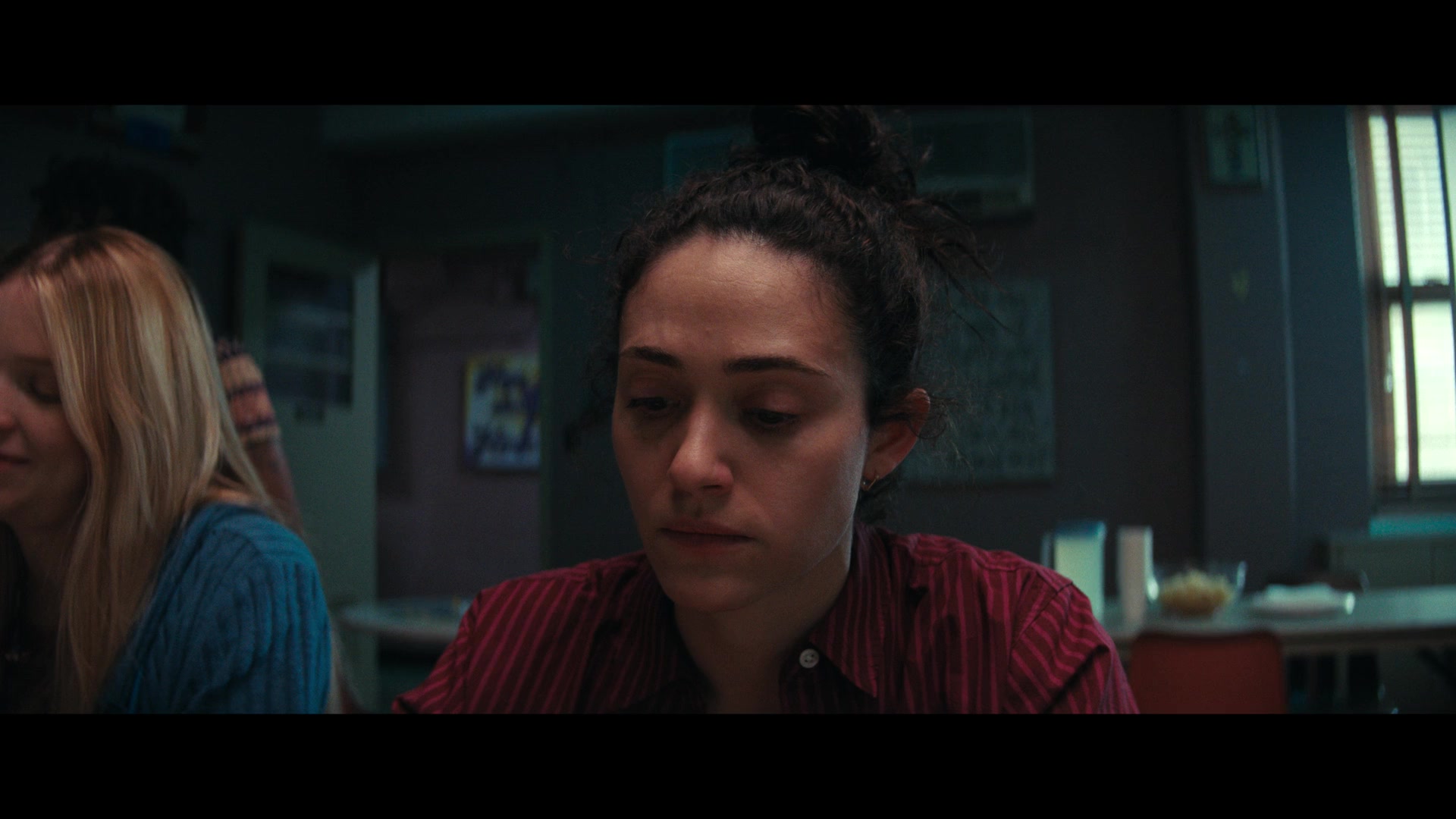 Furious_S01E06_They_Make_a_Noise_Like_Feathers_1080p_ERW_003066.jpg
