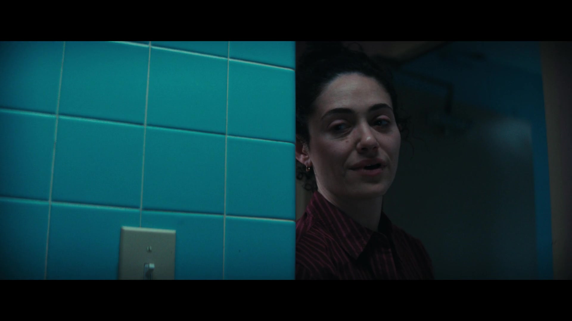 Furious_S01E06_They_Make_a_Noise_Like_Feathers_1080p_ERW_003495.jpg