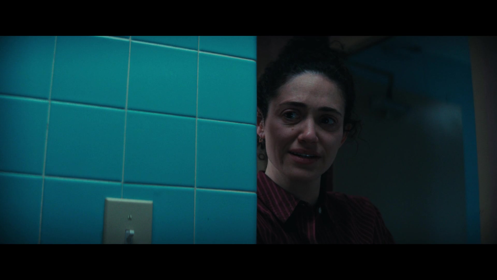 Furious_S01E06_They_Make_a_Noise_Like_Feathers_1080p_ERW_003557.jpg