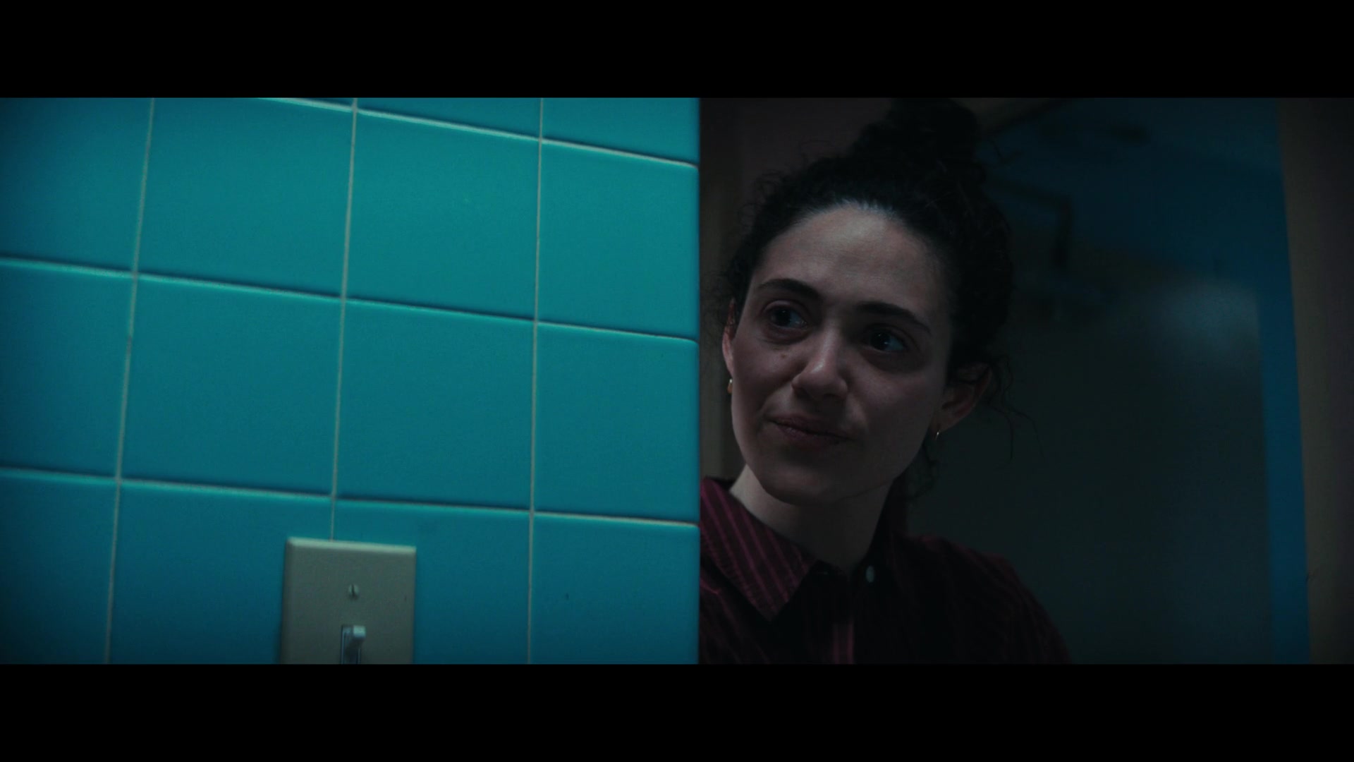 Furious_S01E06_They_Make_a_Noise_Like_Feathers_1080p_ERW_003688.jpg