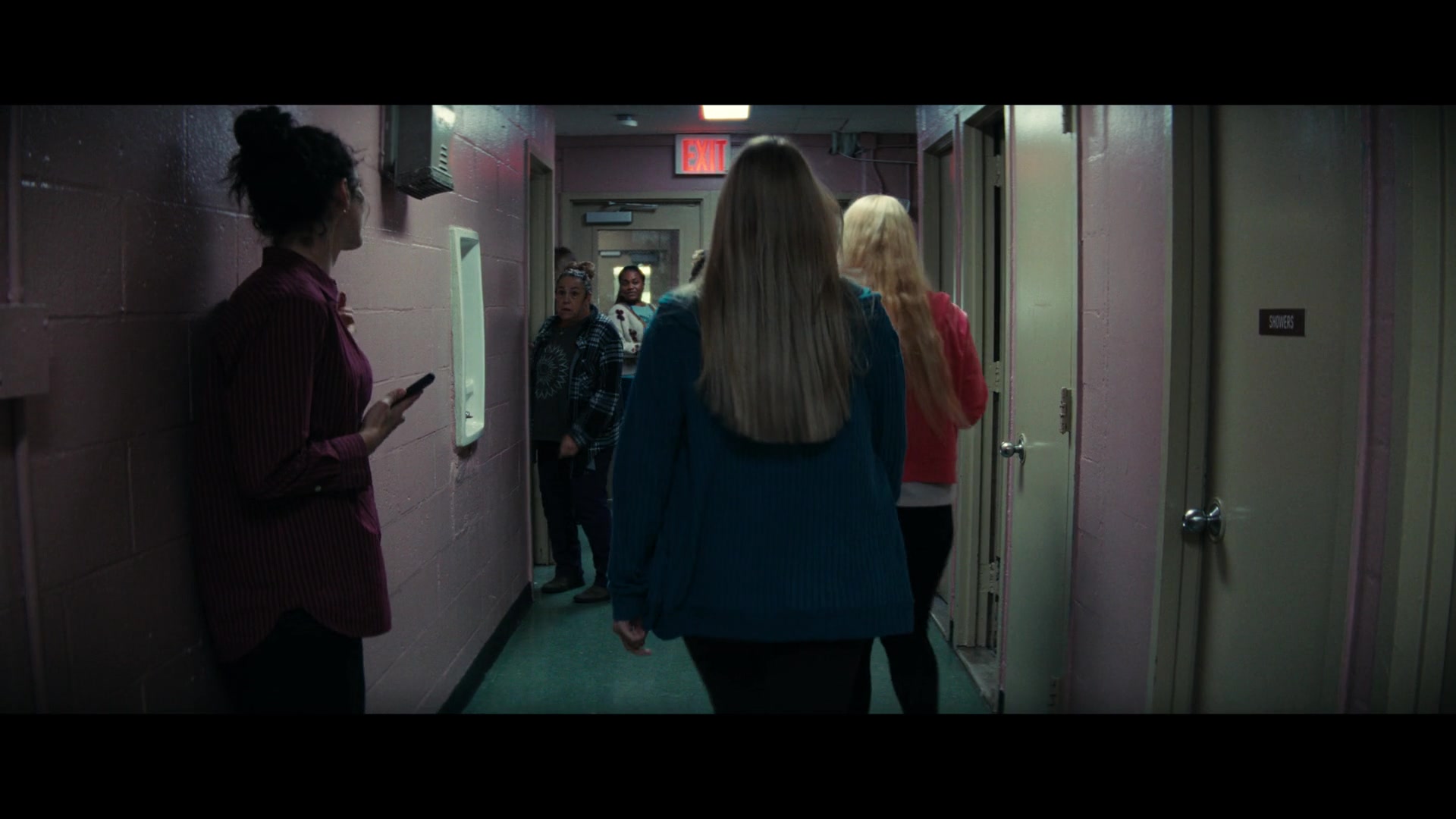 Furious_S01E06_They_Make_a_Noise_Like_Feathers_1080p_ERW_004591.jpg