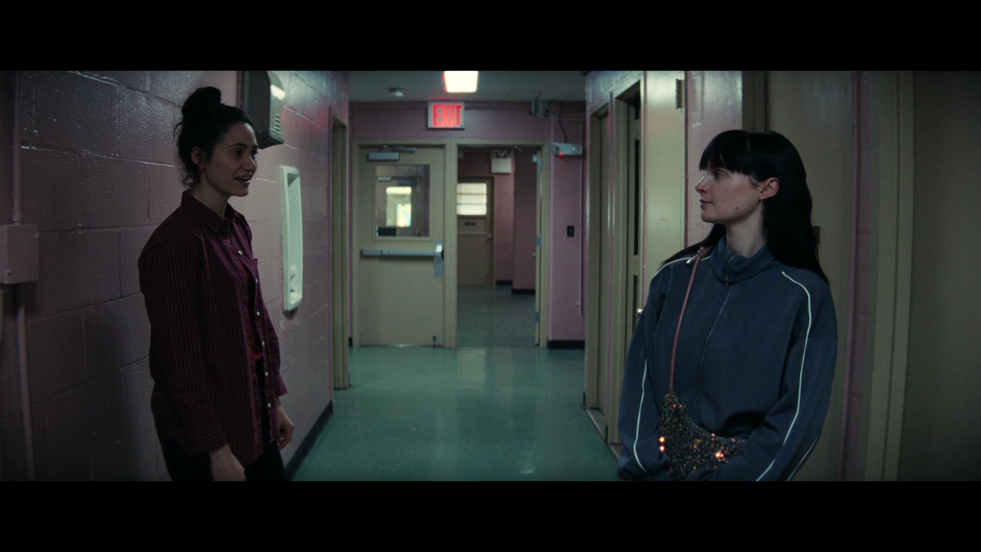 Furious_S01E06_They_Make_a_Noise_Like_Feathers_1080p_ERW_004634.jpg Furious_S01E06_They_Make_a_Noise_Like_Feathers_1080p_ERW_004634.jpg