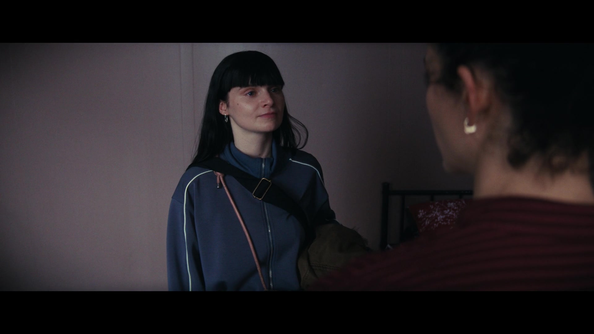 Furious_S01E06_They_Make_a_Noise_Like_Feathers_1080p_ERW_004749.jpg