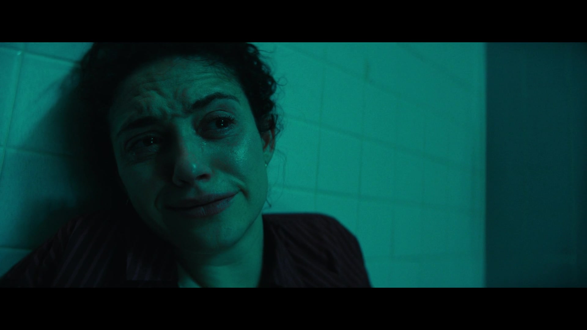 Furious_S01E06_They_Make_a_Noise_Like_Feathers_1080p_ERW_006243.jpg
