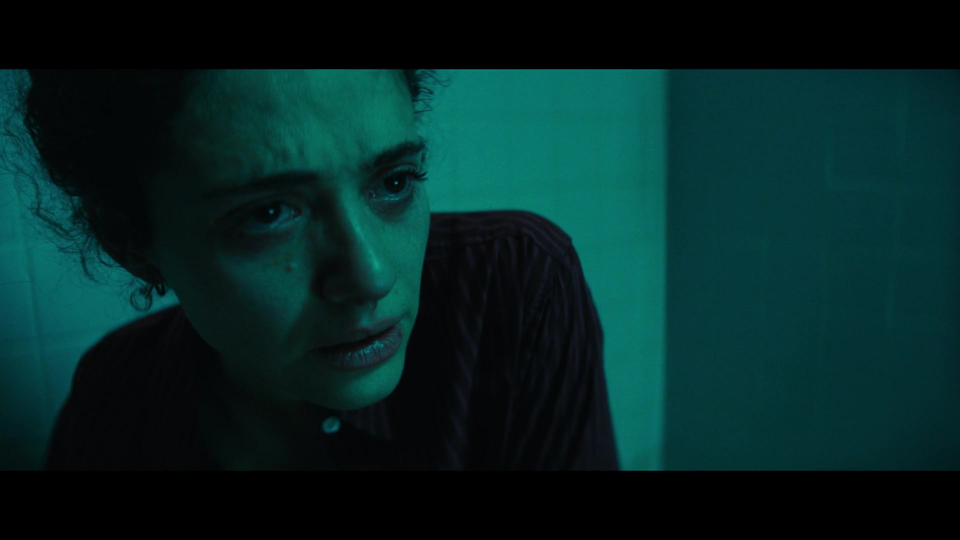 Furious_S01E06_They_Make_a_Noise_Like_Feathers_1080p_ERW_006385.jpg