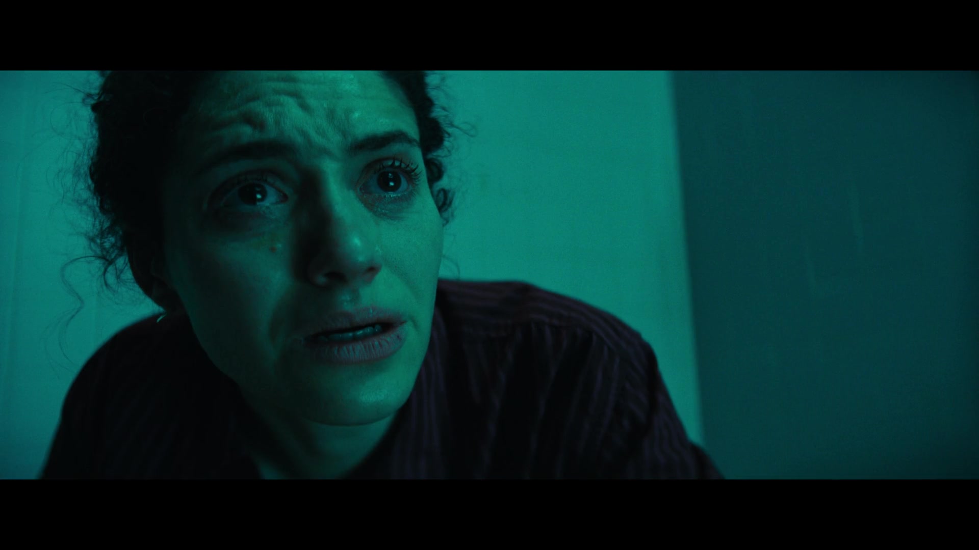 Furious_S01E06_They_Make_a_Noise_Like_Feathers_1080p_ERW_006482.jpg