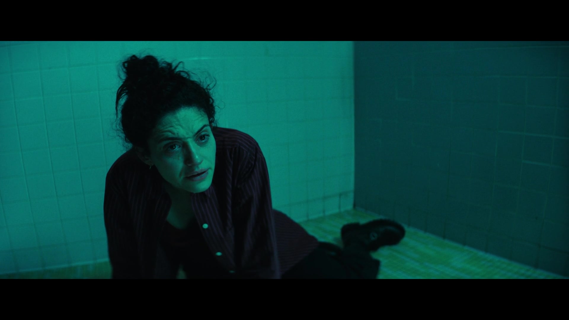 Furious_S01E06_They_Make_a_Noise_Like_Feathers_1080p_ERW_006506.jpg