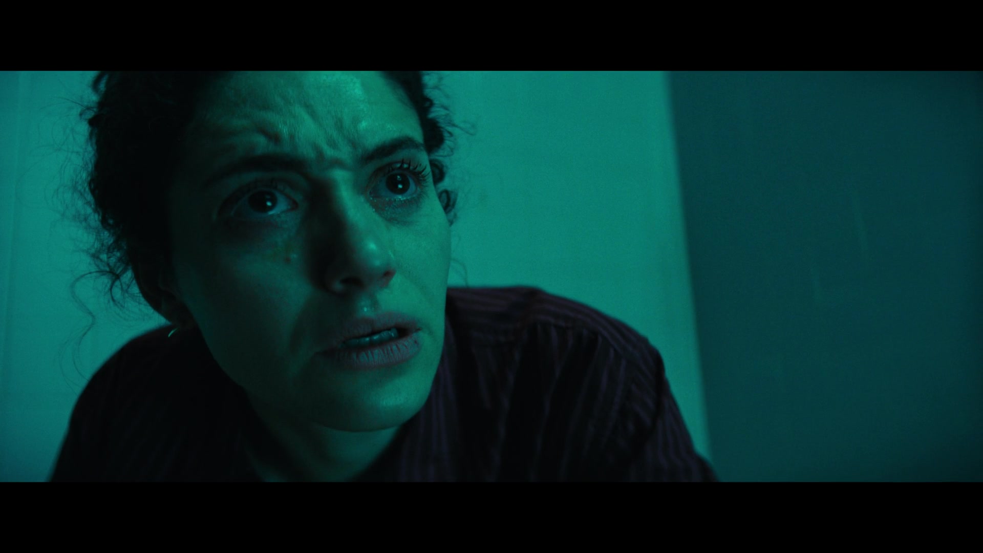 Furious_S01E06_They_Make_a_Noise_Like_Feathers_1080p_ERW_006522.jpg