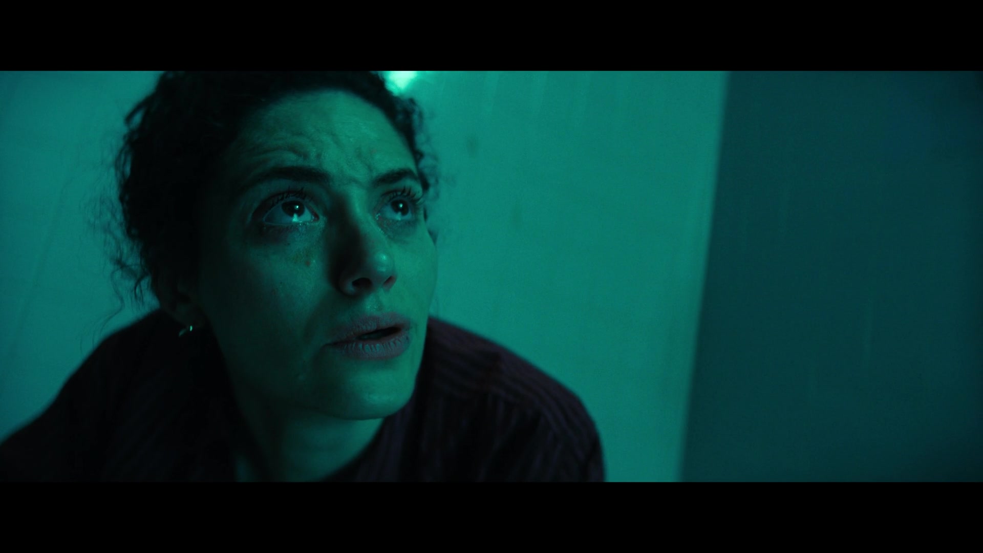 Furious_S01E06_They_Make_a_Noise_Like_Feathers_1080p_ERW_006646.jpg