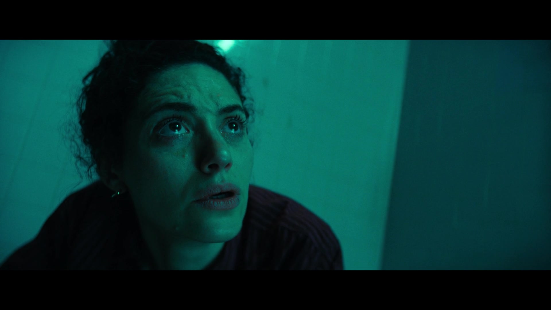 Furious_S01E06_They_Make_a_Noise_Like_Feathers_1080p_ERW_006650.jpg