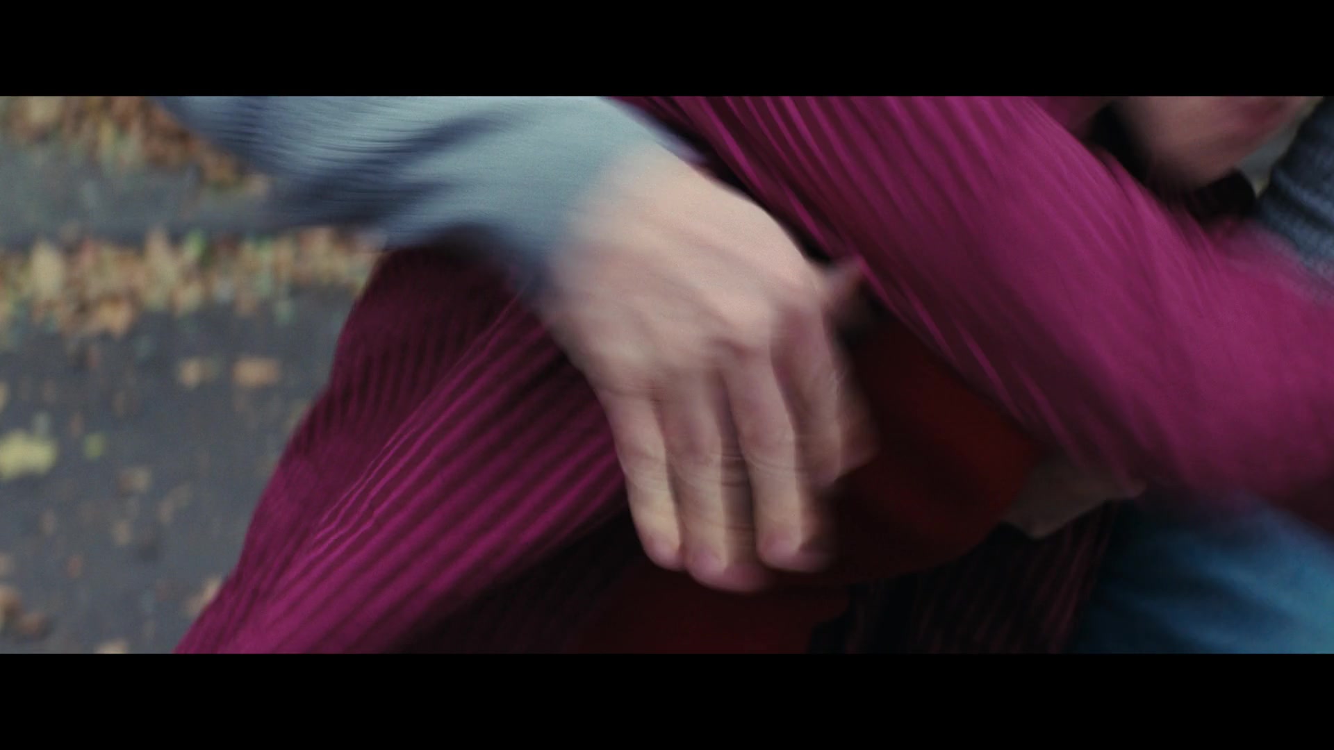 Furious_S01E06_They_Make_a_Noise_Like_Feathers_1080p_ERW_006815.jpg
