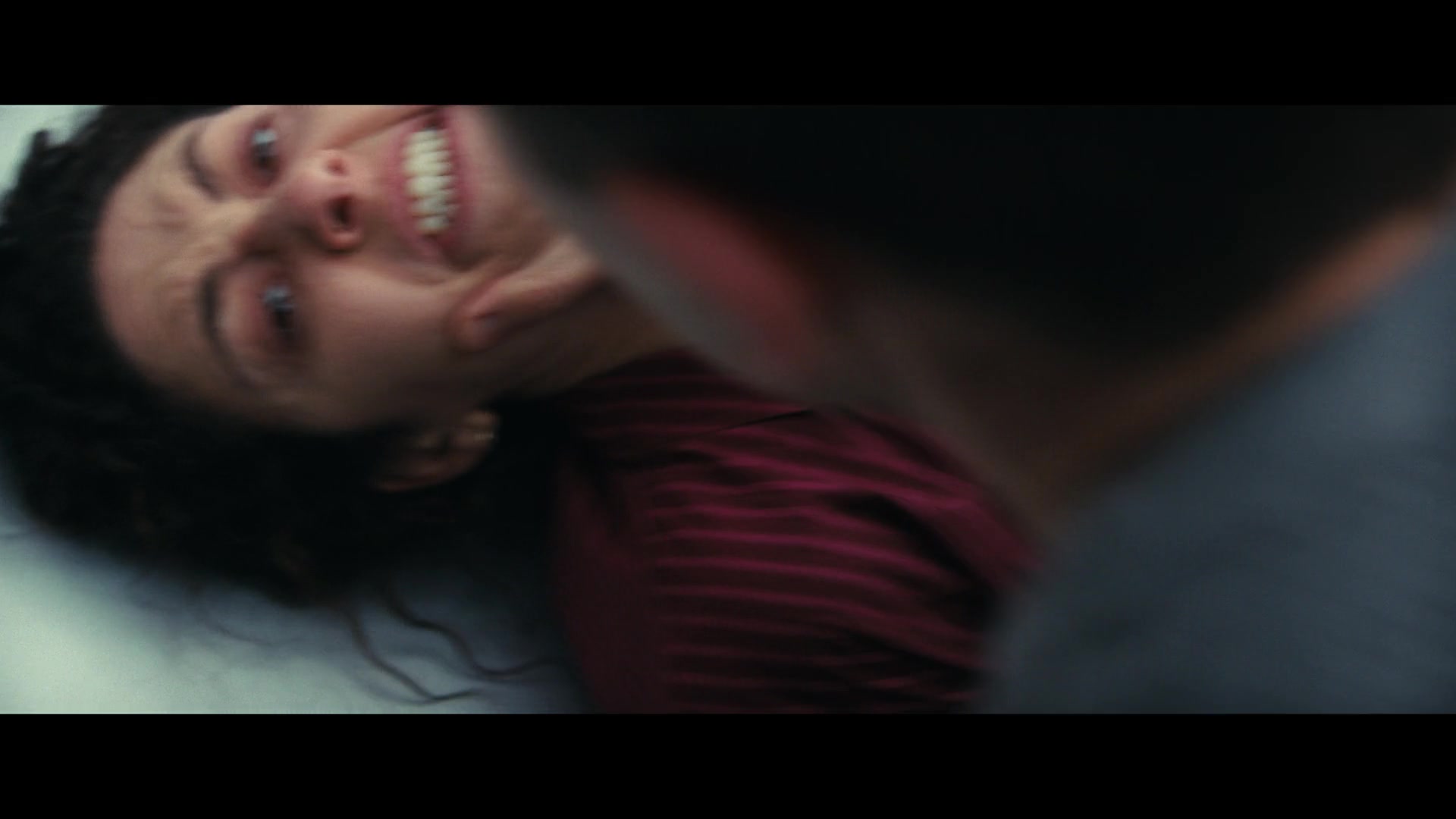 Furious_S01E06_They_Make_a_Noise_Like_Feathers_1080p_ERW_006855.jpg