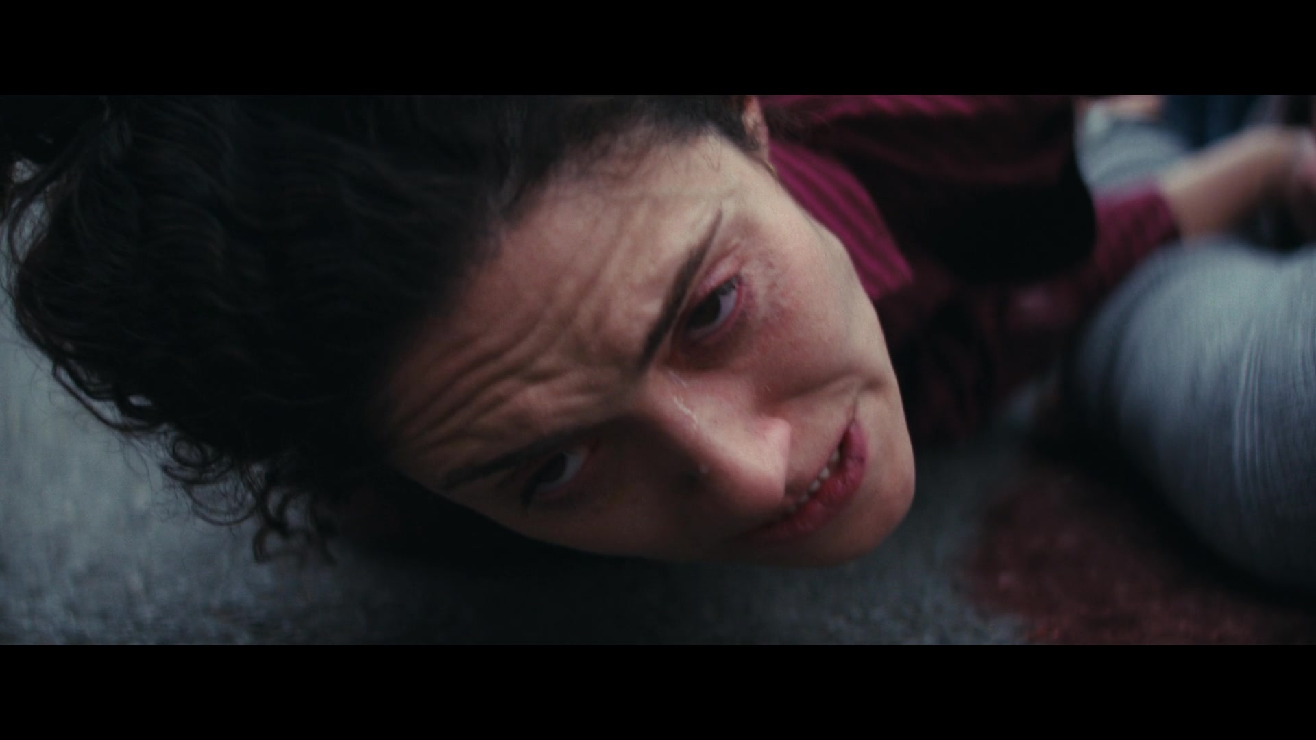 Furious_S01E06_They_Make_a_Noise_Like_Feathers_1080p_ERW_006989.jpg