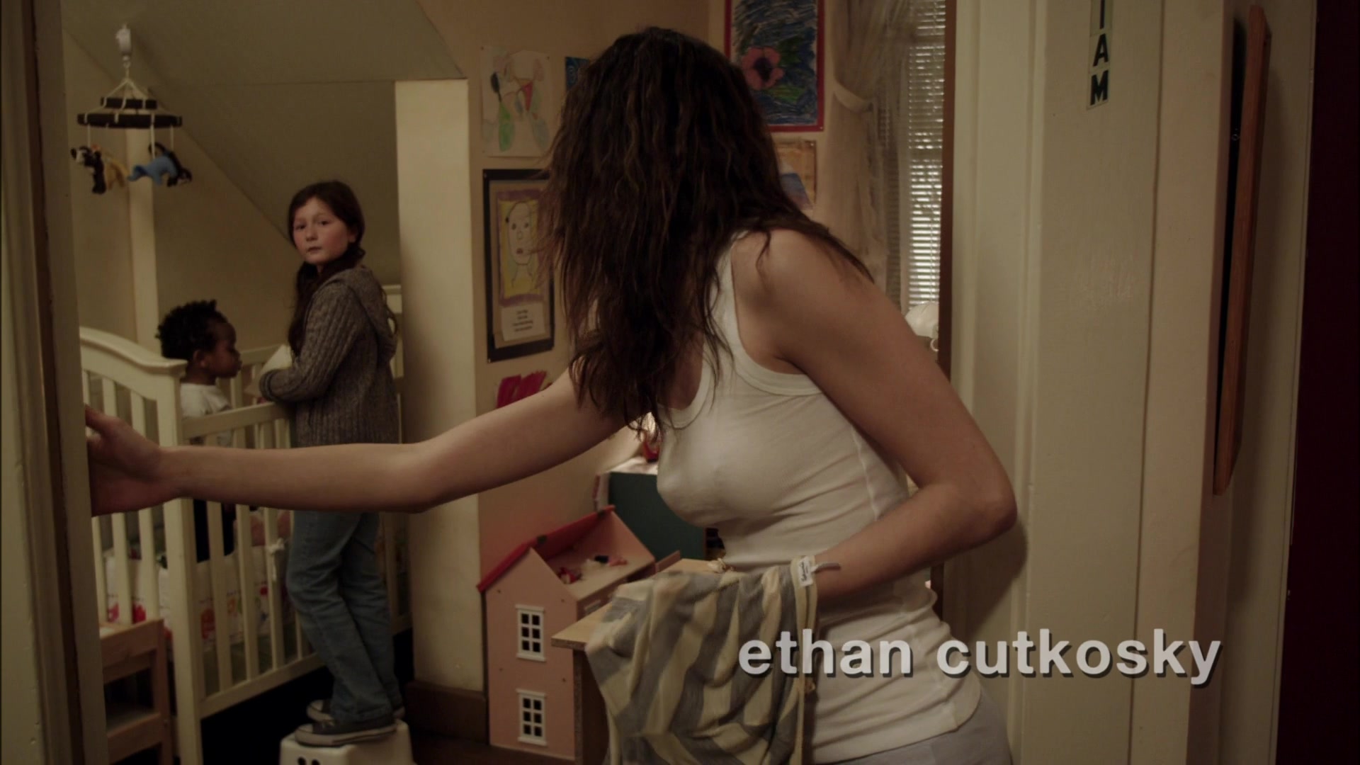 Shameless_US_S01E01_1080p_ERW_000407.jpg