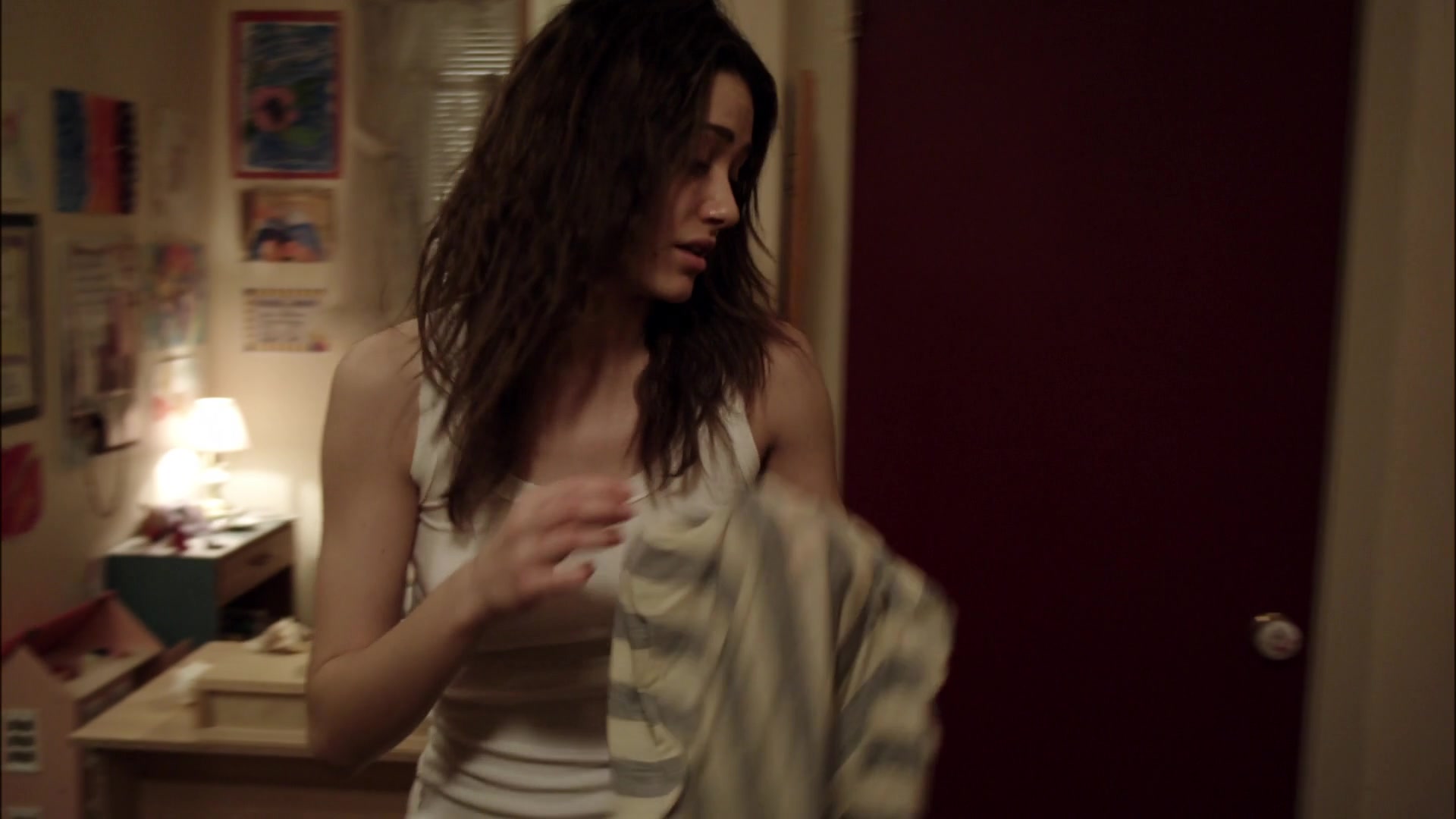 Shameless_US_S01E01_1080p_ERW_000410.jpg