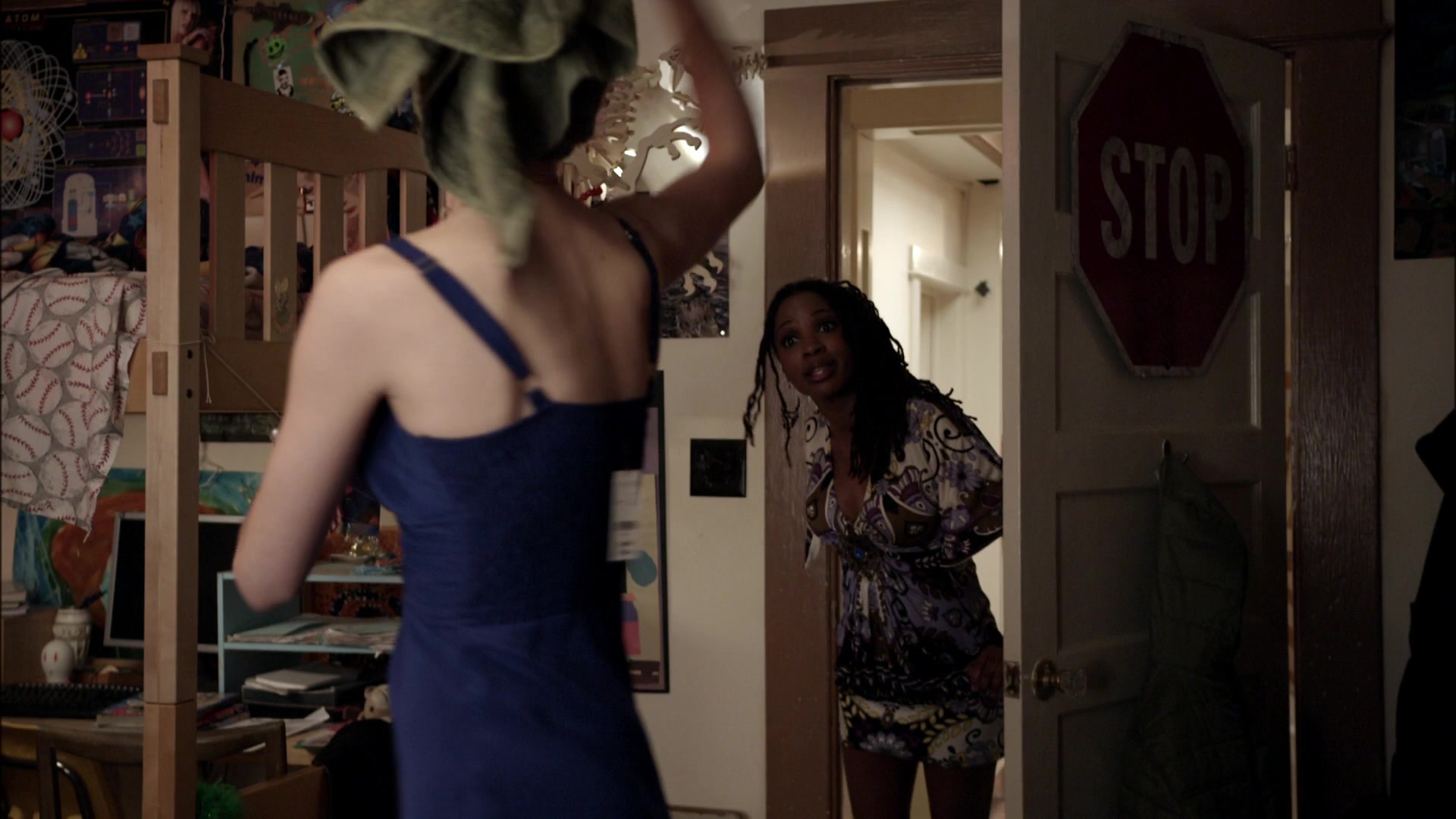 Shameless_US_S01E01_1080p_ERW_001116.jpg