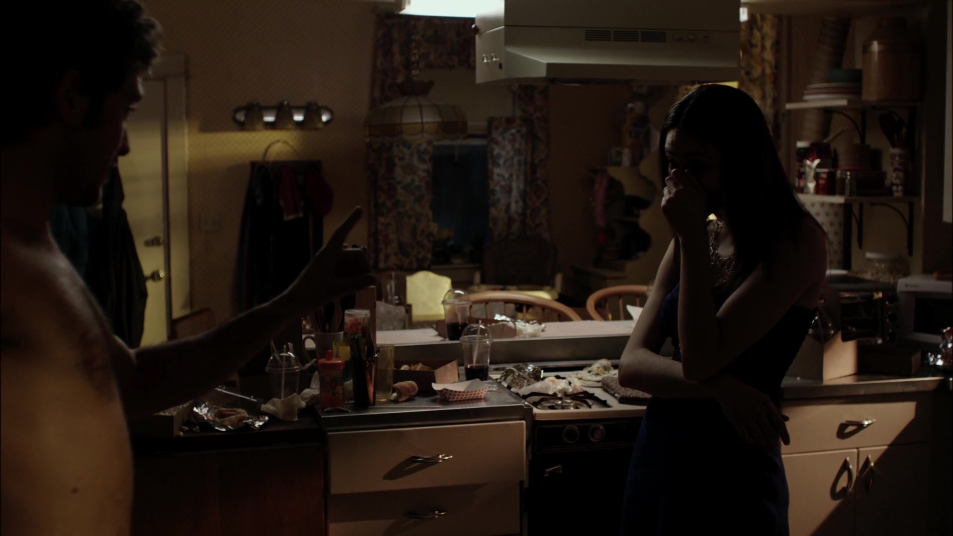 Shameless_US_S01E01_1080p_ERW_002301.jpg