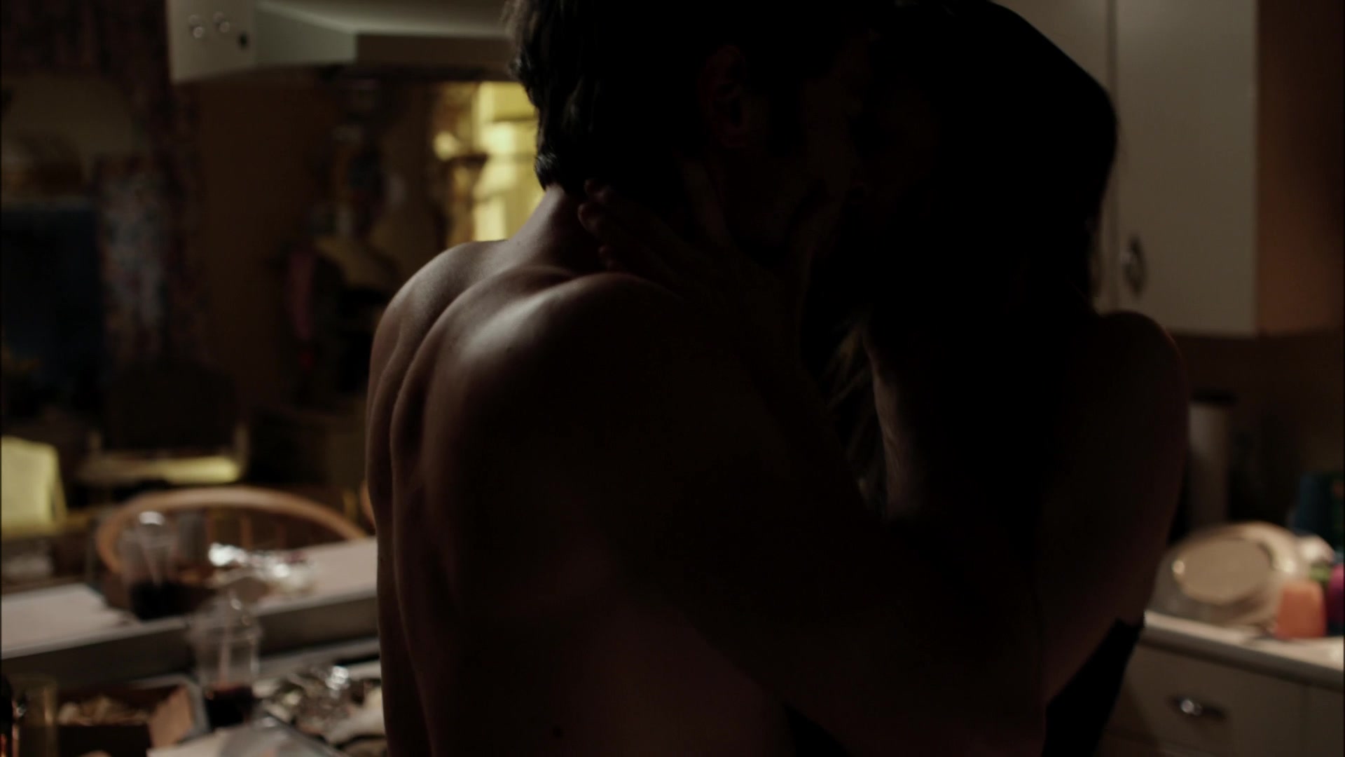Shameless_US_S01E01_1080p_ERW_002457.jpg