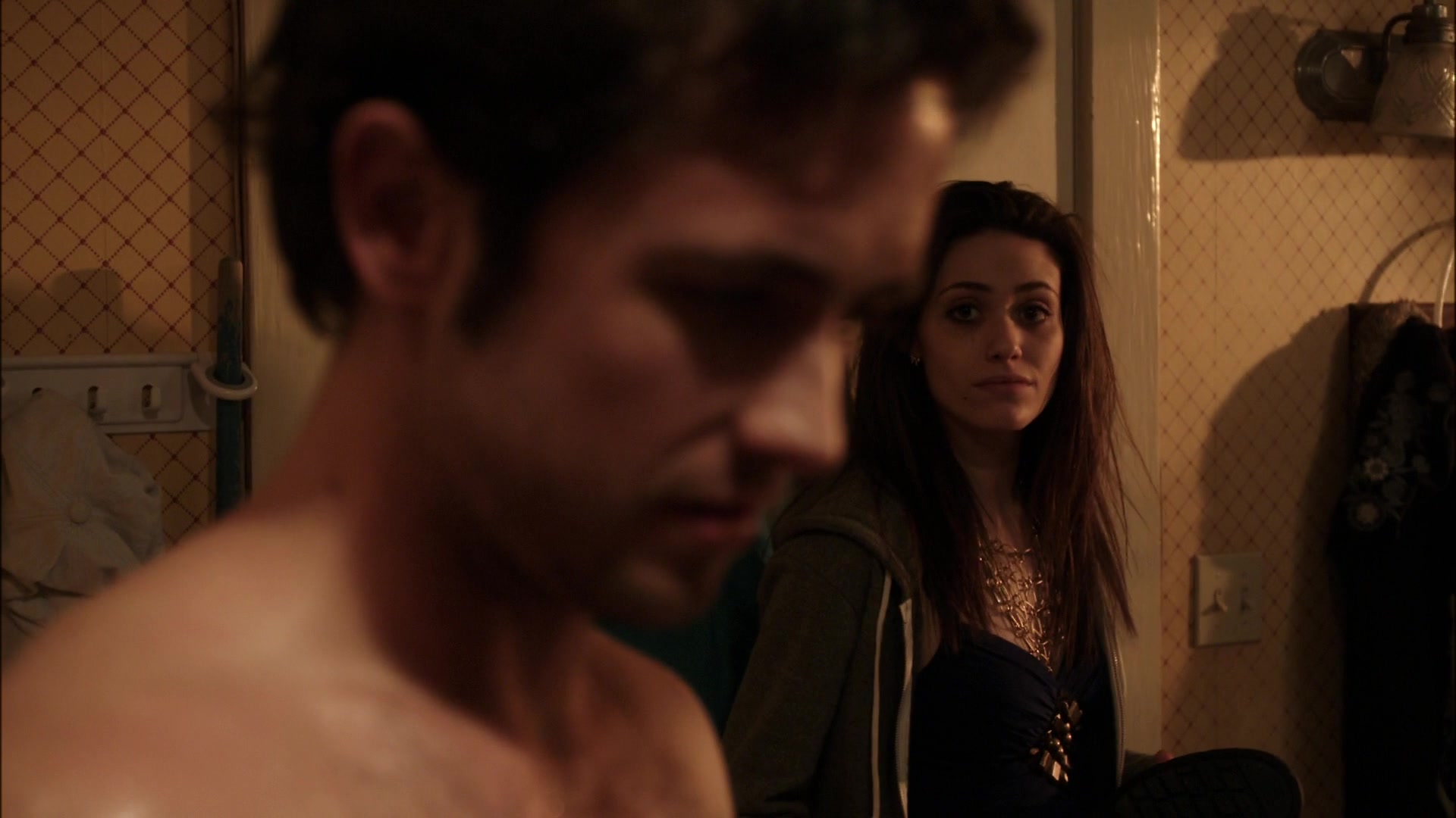 Shameless_US_S01E01_1080p_ERW_002723.jpg