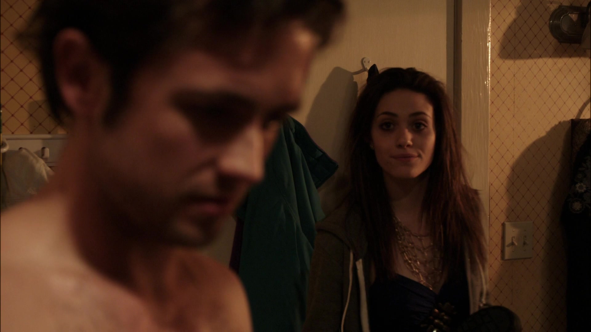 Shameless_US_S01E01_1080p_ERW_002727.jpg