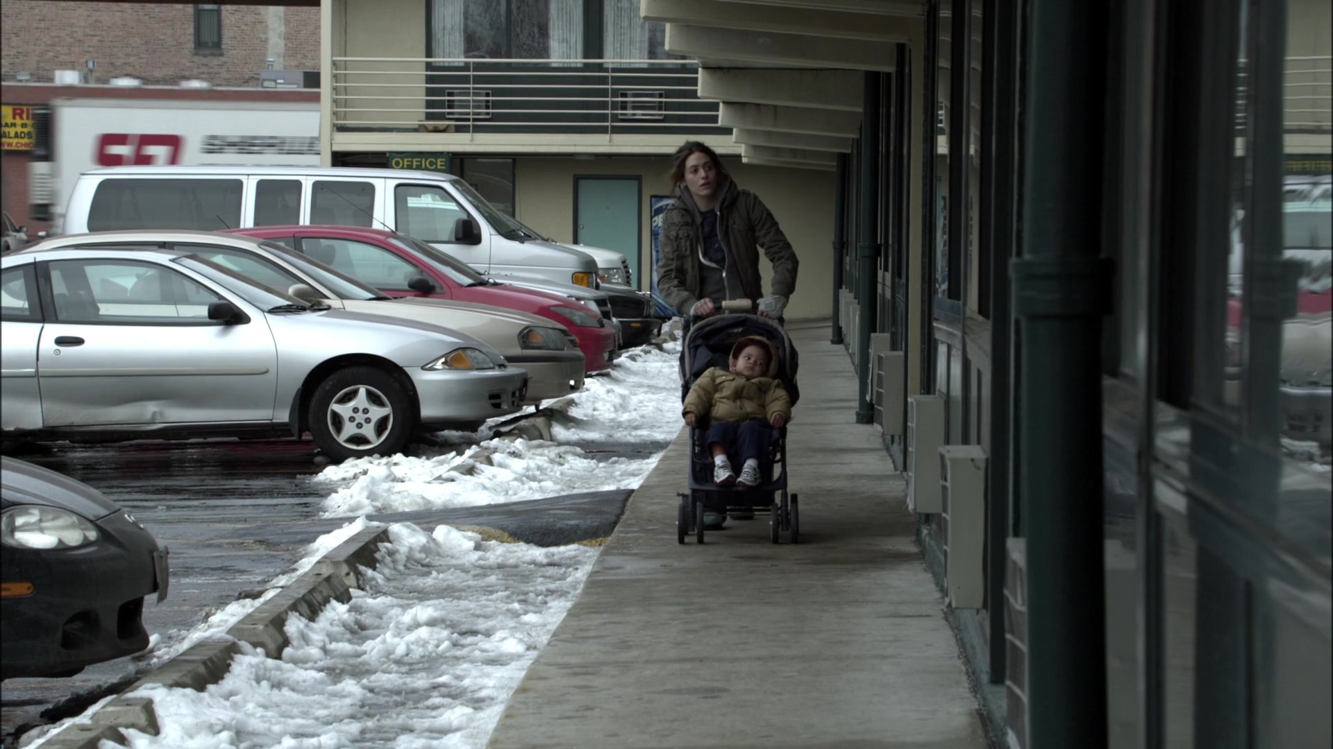 Shameless_US_S01E01_1080p_ERW_002914.jpg