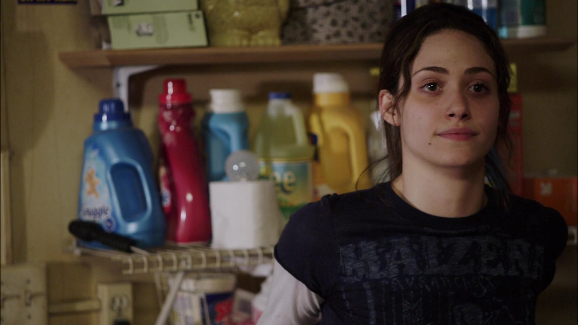 Shameless_US_S01E01_1080p_ERW_003267.jpg