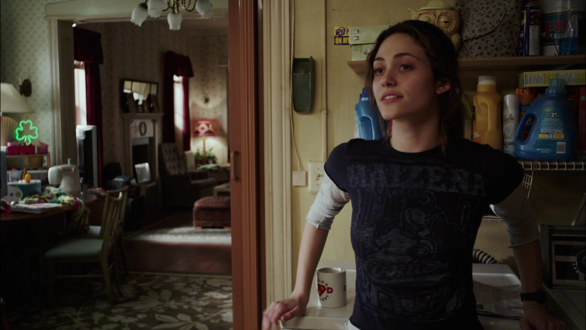 Shameless_US_S01E01_1080p_ERW_003383.jpg