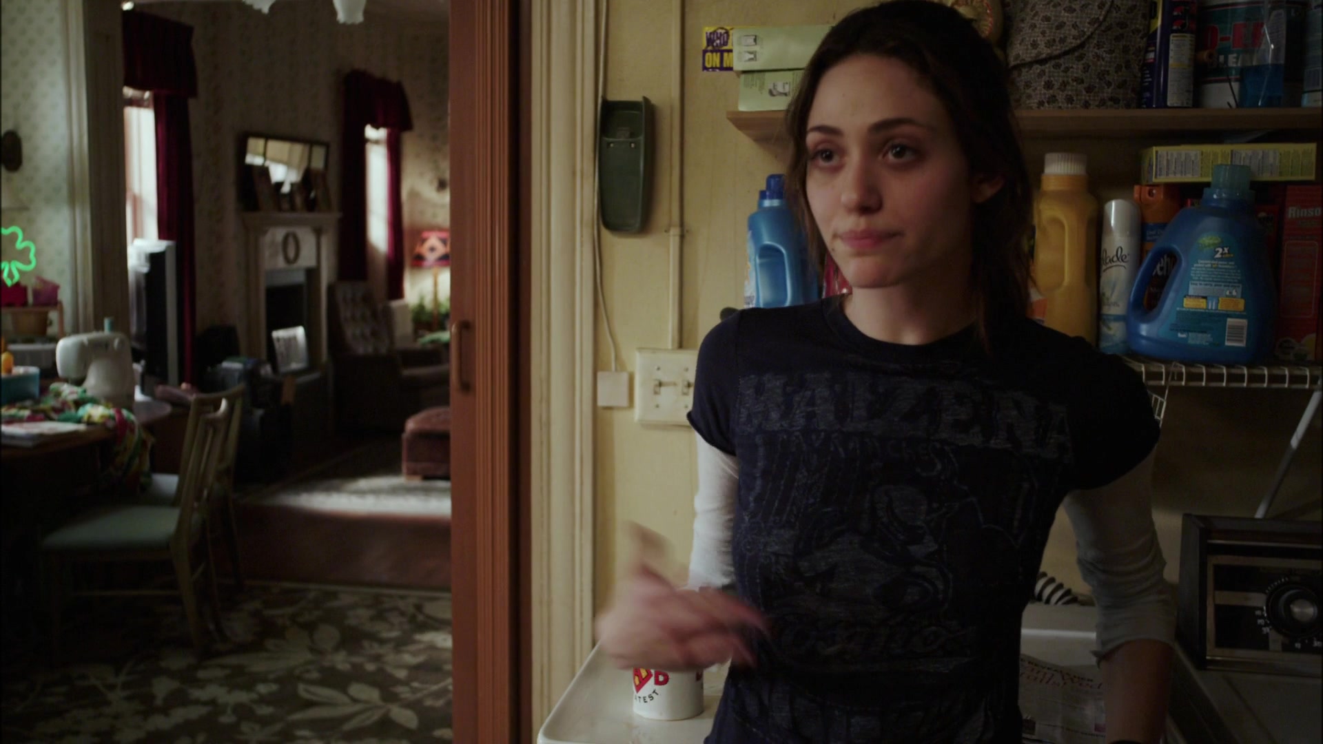 Shameless_US_S01E01_1080p_ERW_003388.jpg
