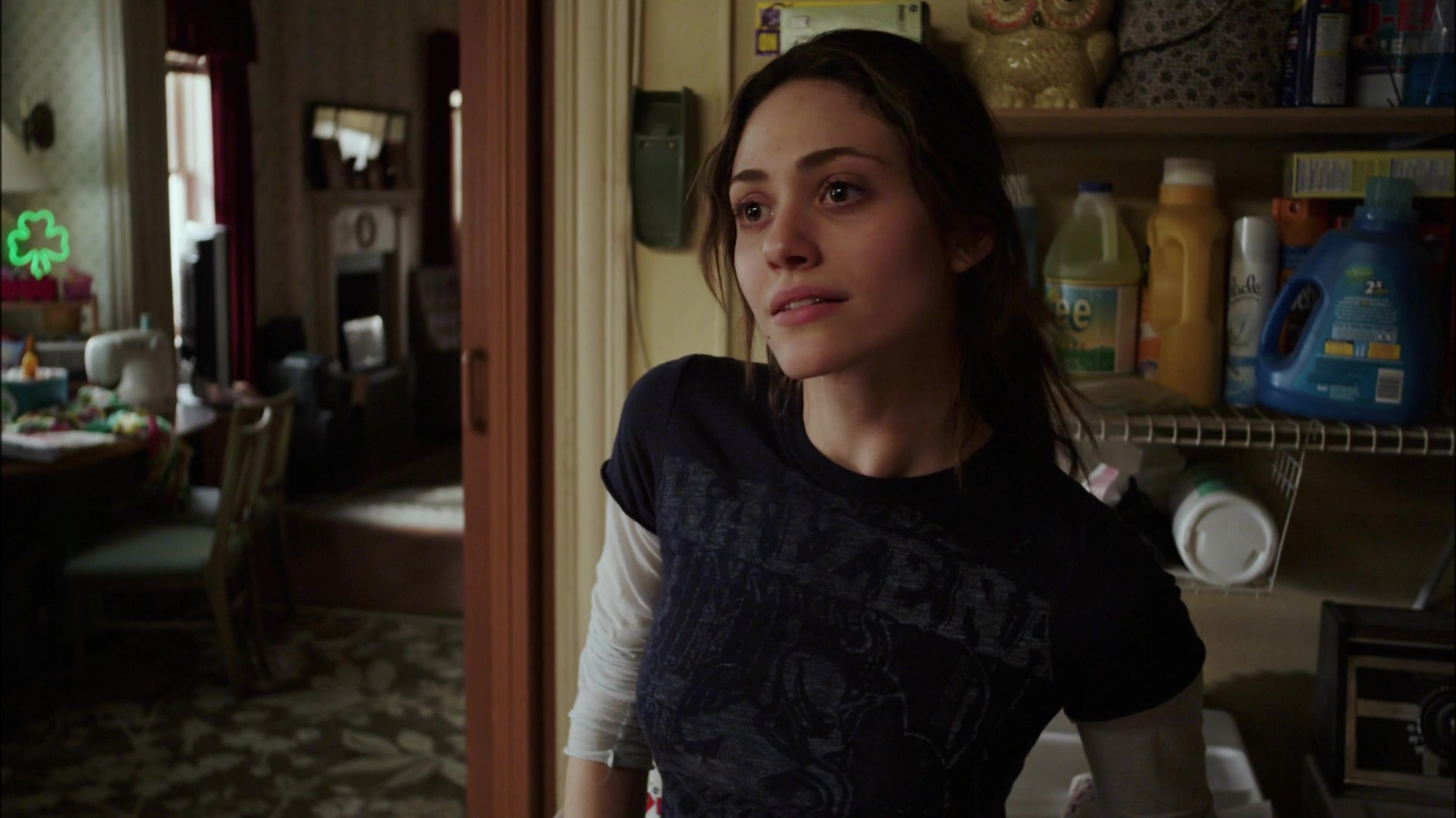 Shameless_US_S01E01_1080p_ERW_003398.jpg
