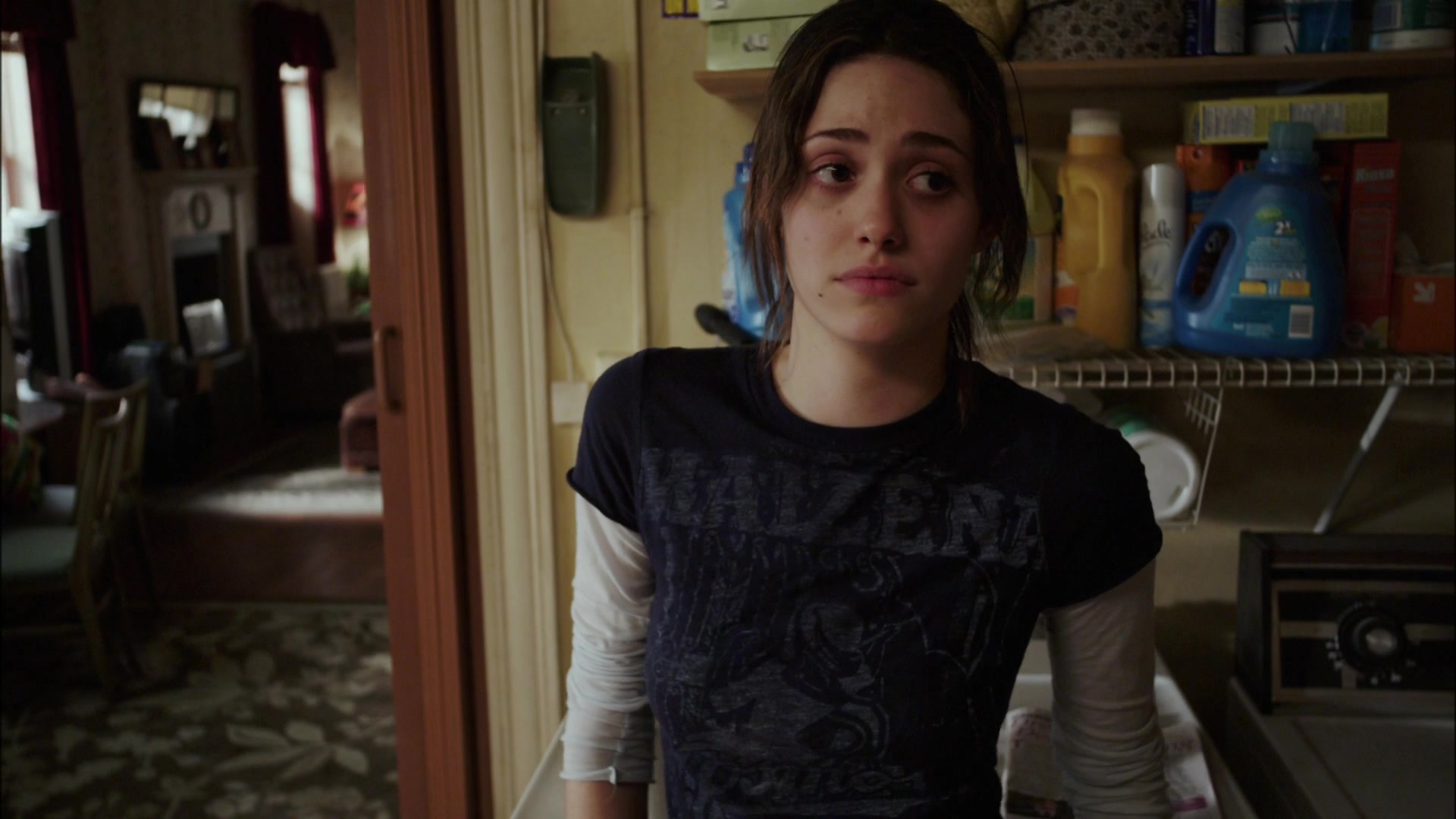 Shameless_US_S01E01_1080p_ERW_003427.jpg