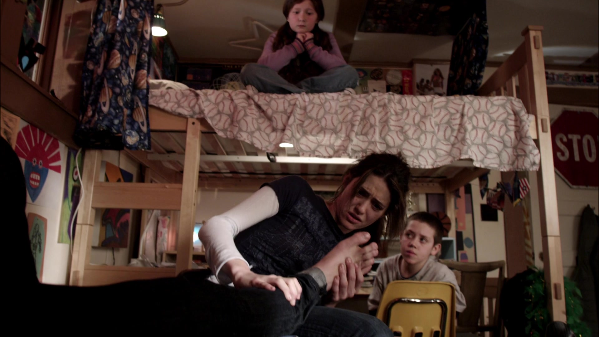 Shameless_US_S01E01_1080p_ERW_003869.jpg