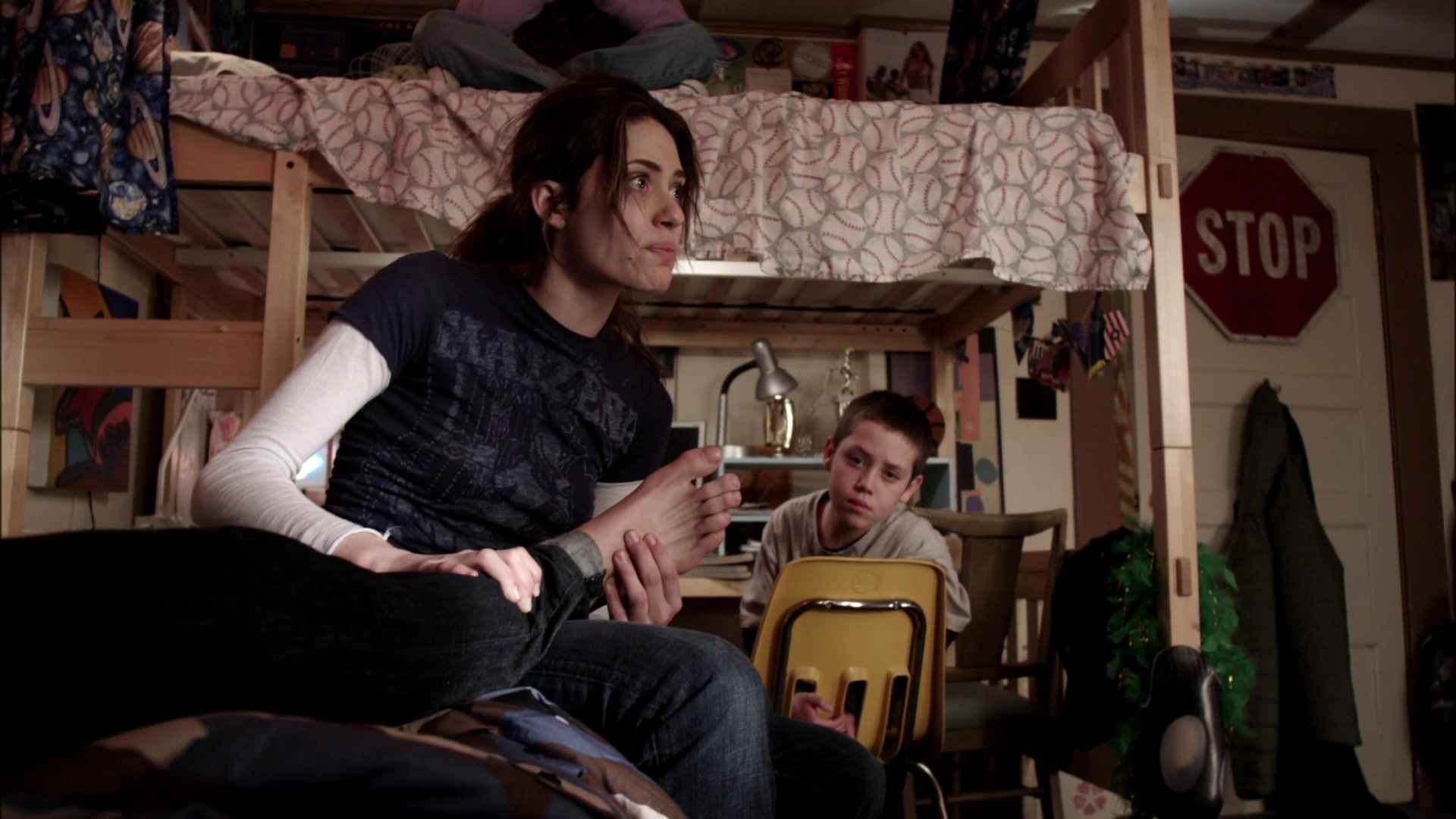 Shameless_US_S01E01_1080p_ERW_003875.jpg