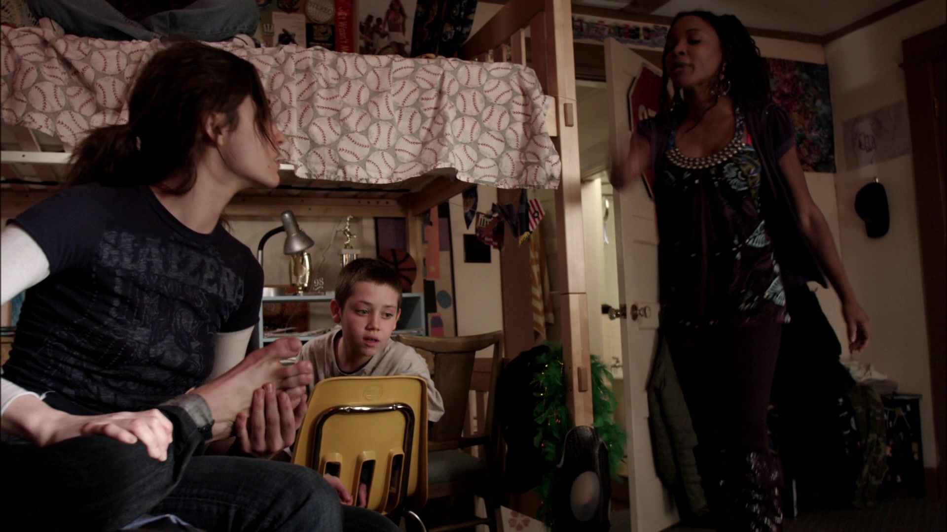 Shameless_US_S01E01_1080p_ERW_003887.jpg