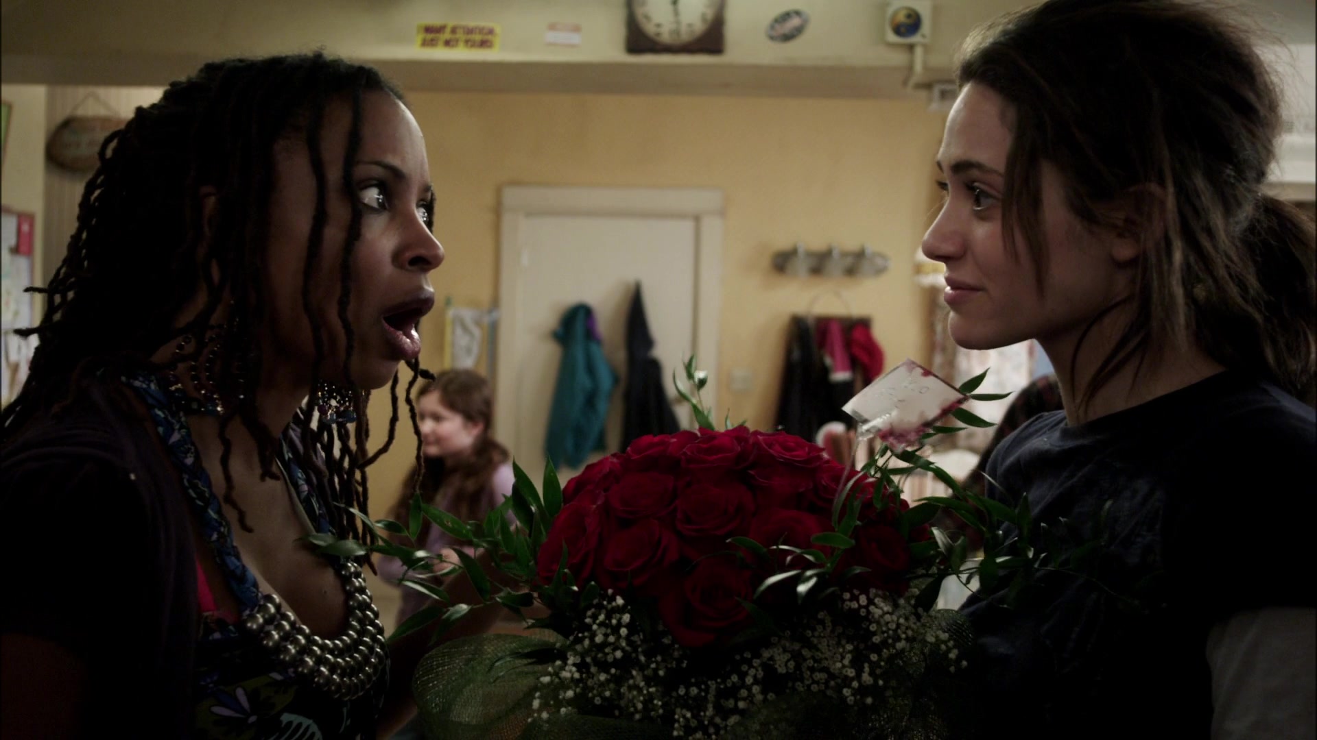 Shameless_US_S01E01_1080p_ERW_004201.jpg