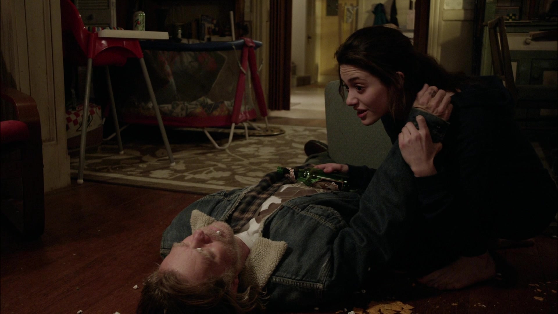 Shameless_US_S01E01_1080p_ERW_004930.jpg